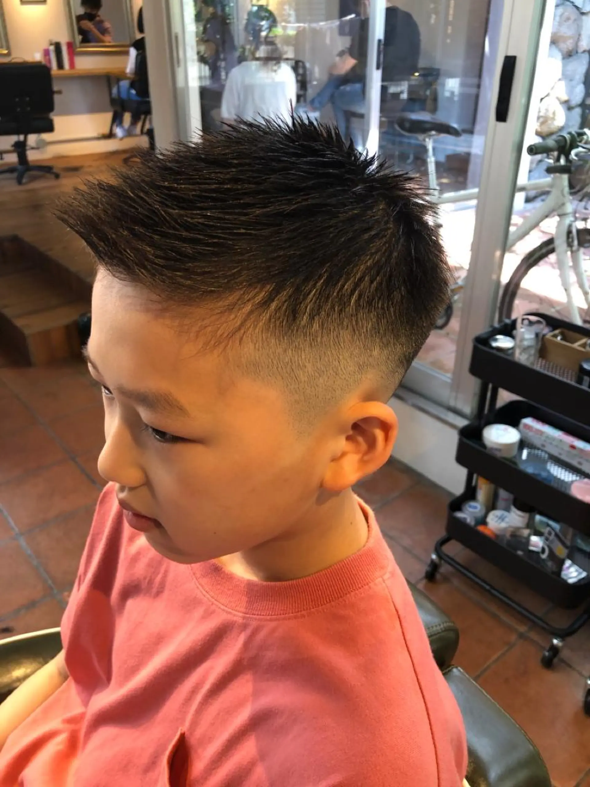 ショート メンズ キッズ フェードカット スキンフェード カット 冨士川 英樹のヘアスタイル