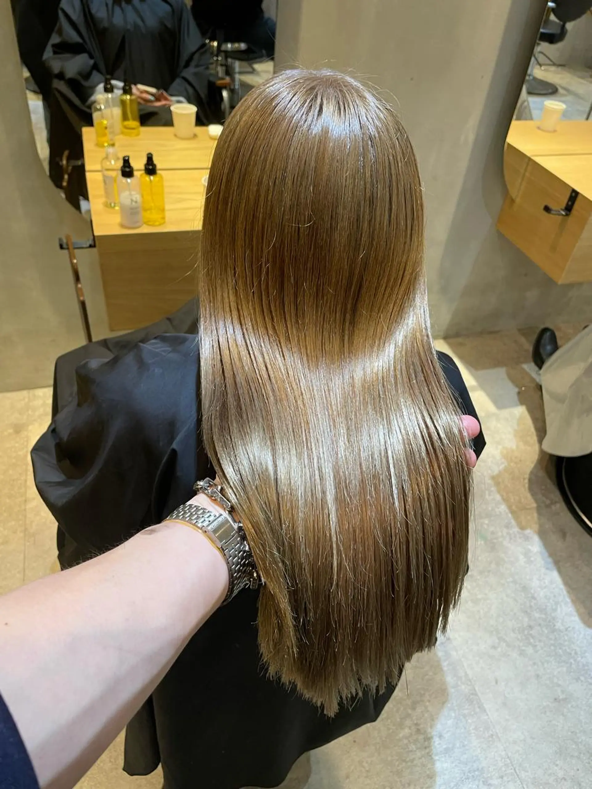 ロング 複雑履歴に対応ブリー チ無しダブルカラーのヘアスタイル