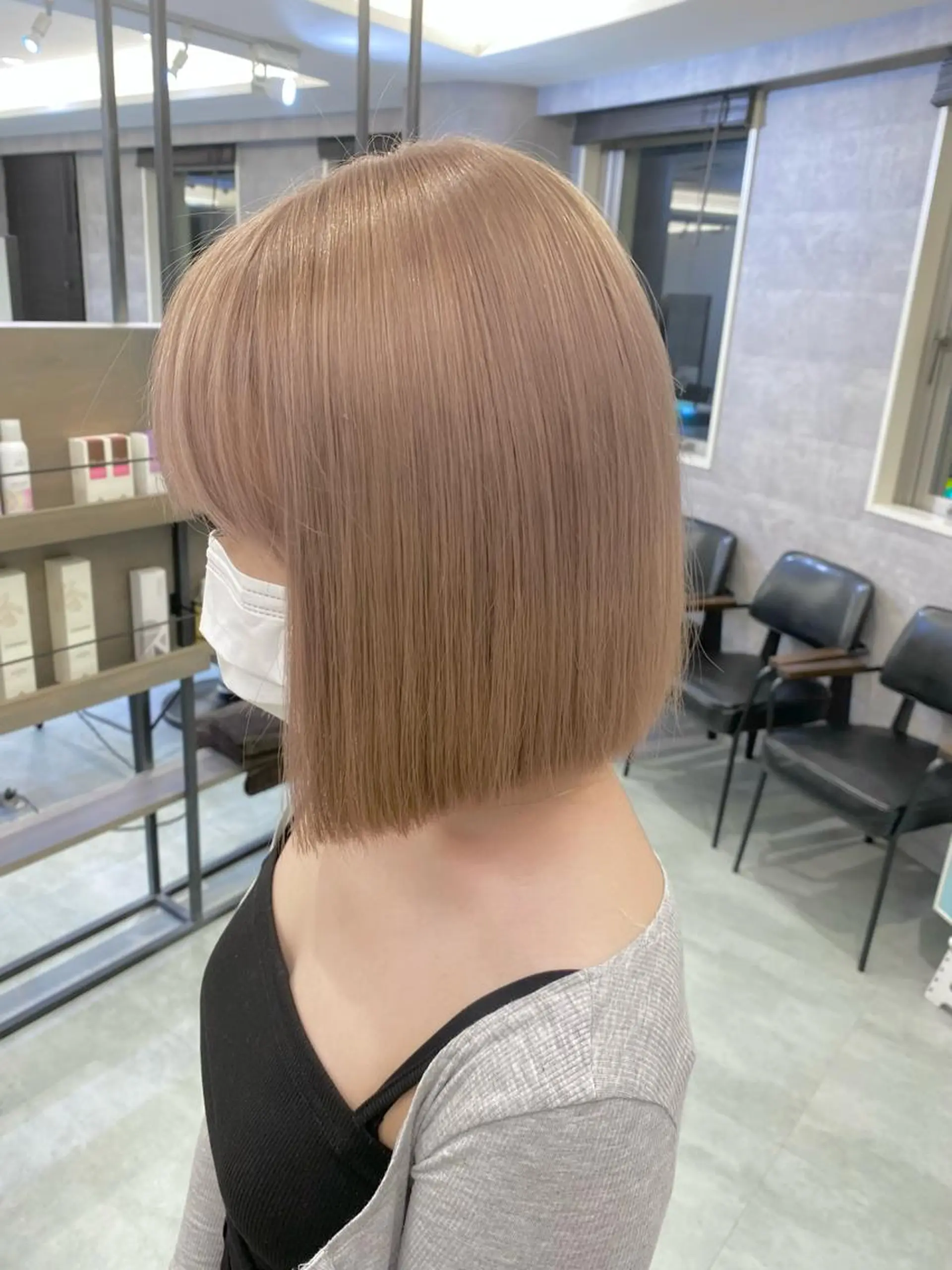 ショート ヘアカラー ハイトーン特化サロン 🍑momo🍑のヘアスタイル