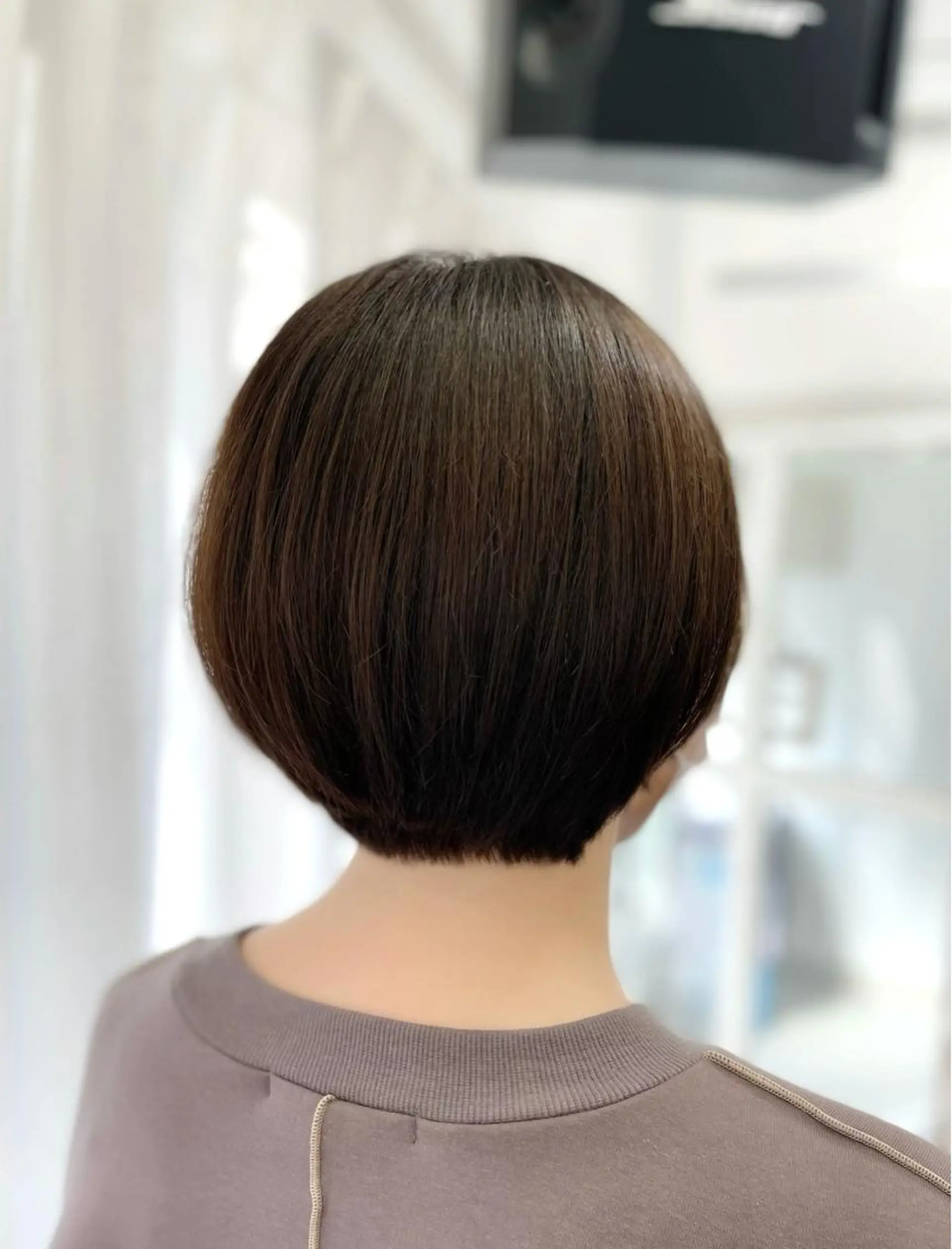 ショート カラー カット ヘアカラー トリートメント ヘアセット 韓国ヘア🤍髪質改善 🇰🇷AKANEのヘアスタイル