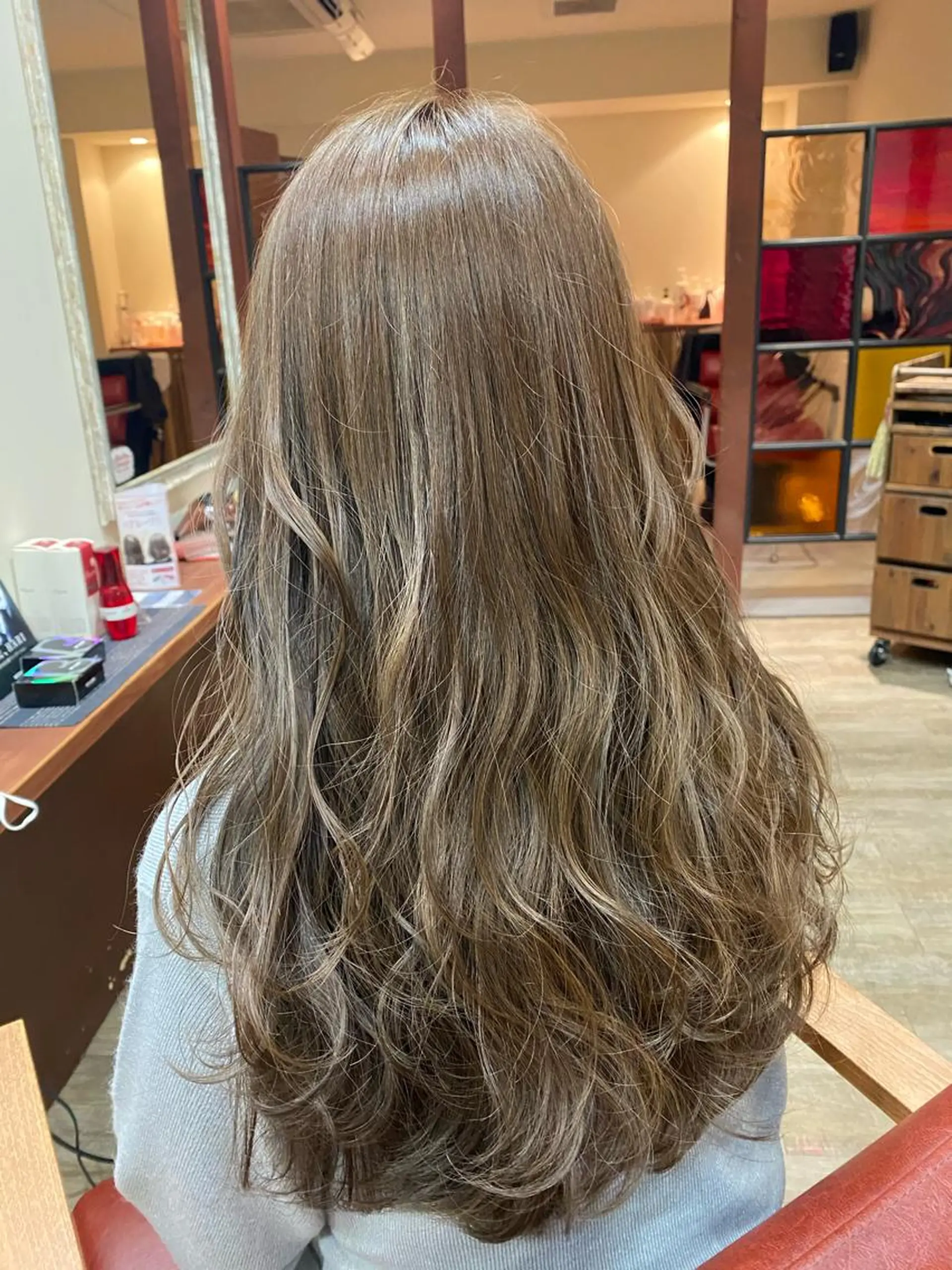 ロング 松村 未央のヘアスタイル