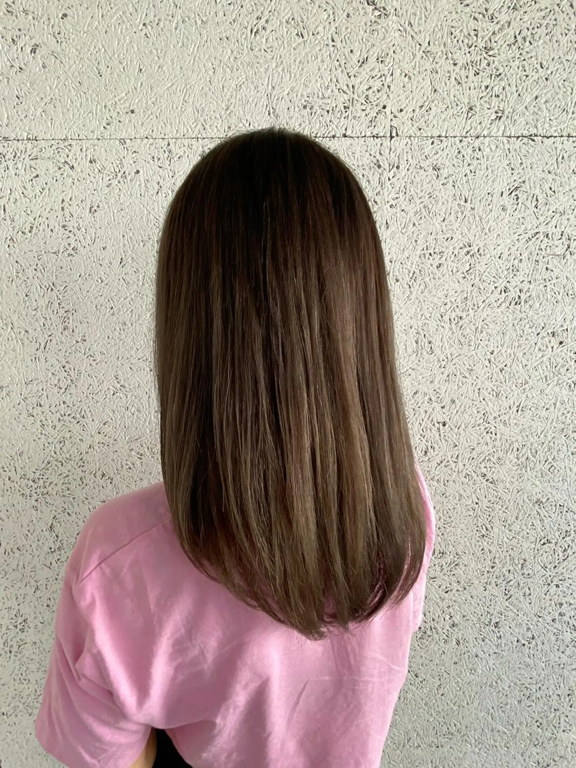 セミロング カラー KOOKI スティードトーキョーのヘアスタイル