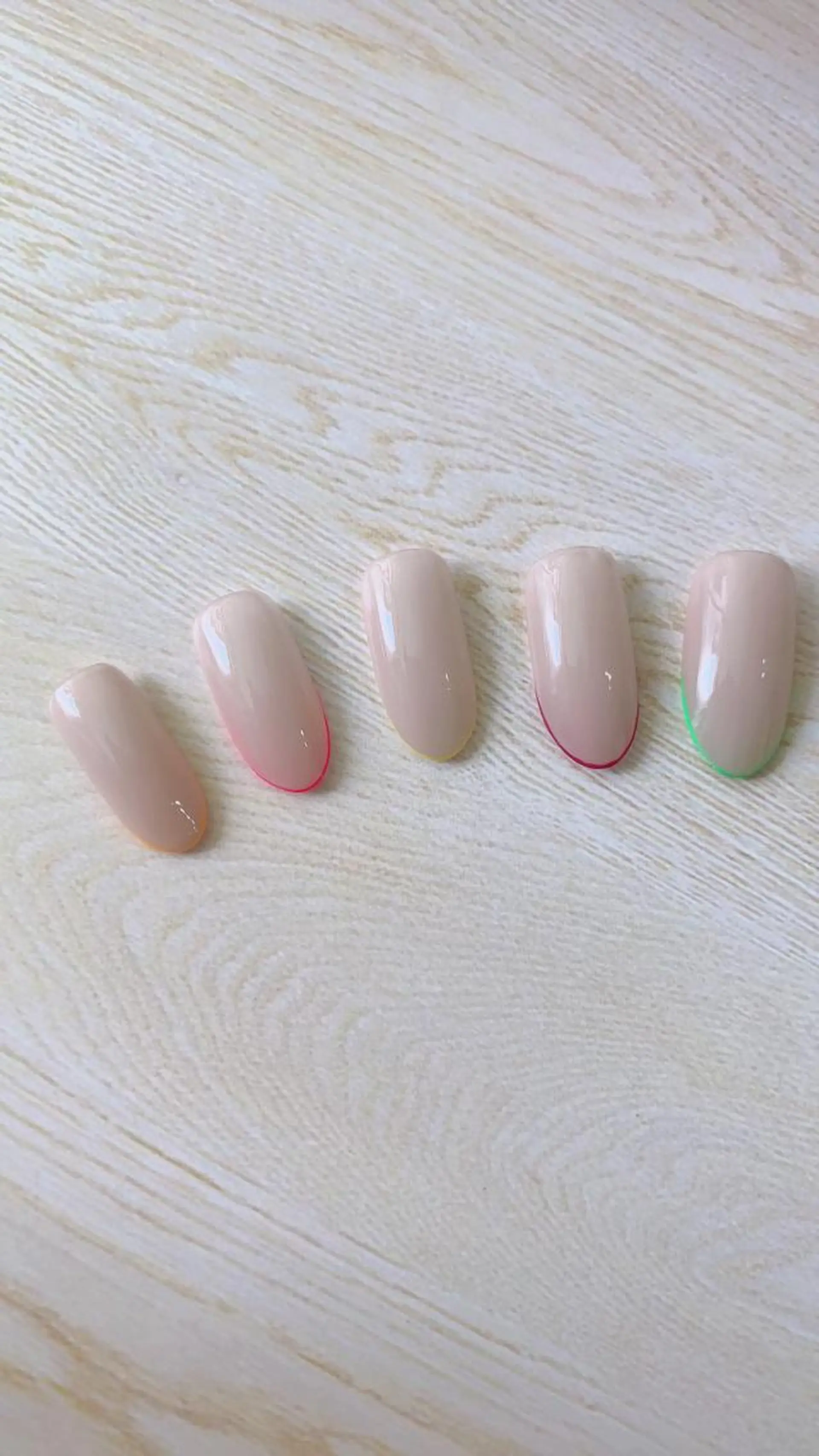 カラー ネイル Moonstone Salonのネイルデザイン