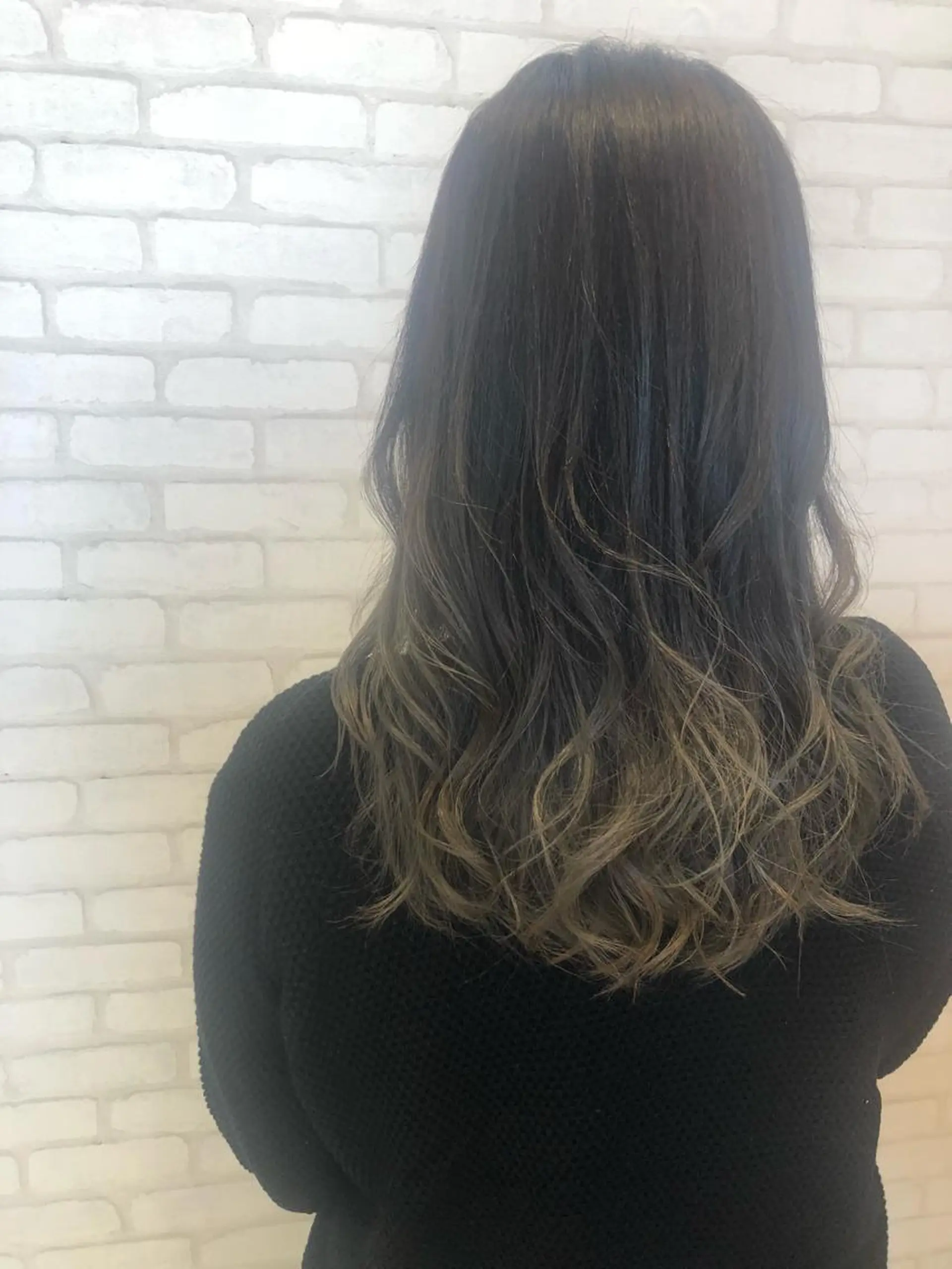 セミロング カラー ブリーチ グラデーションカラー 巣鴨髪質改善サロン 🌈NONOKAのヘアスタイル