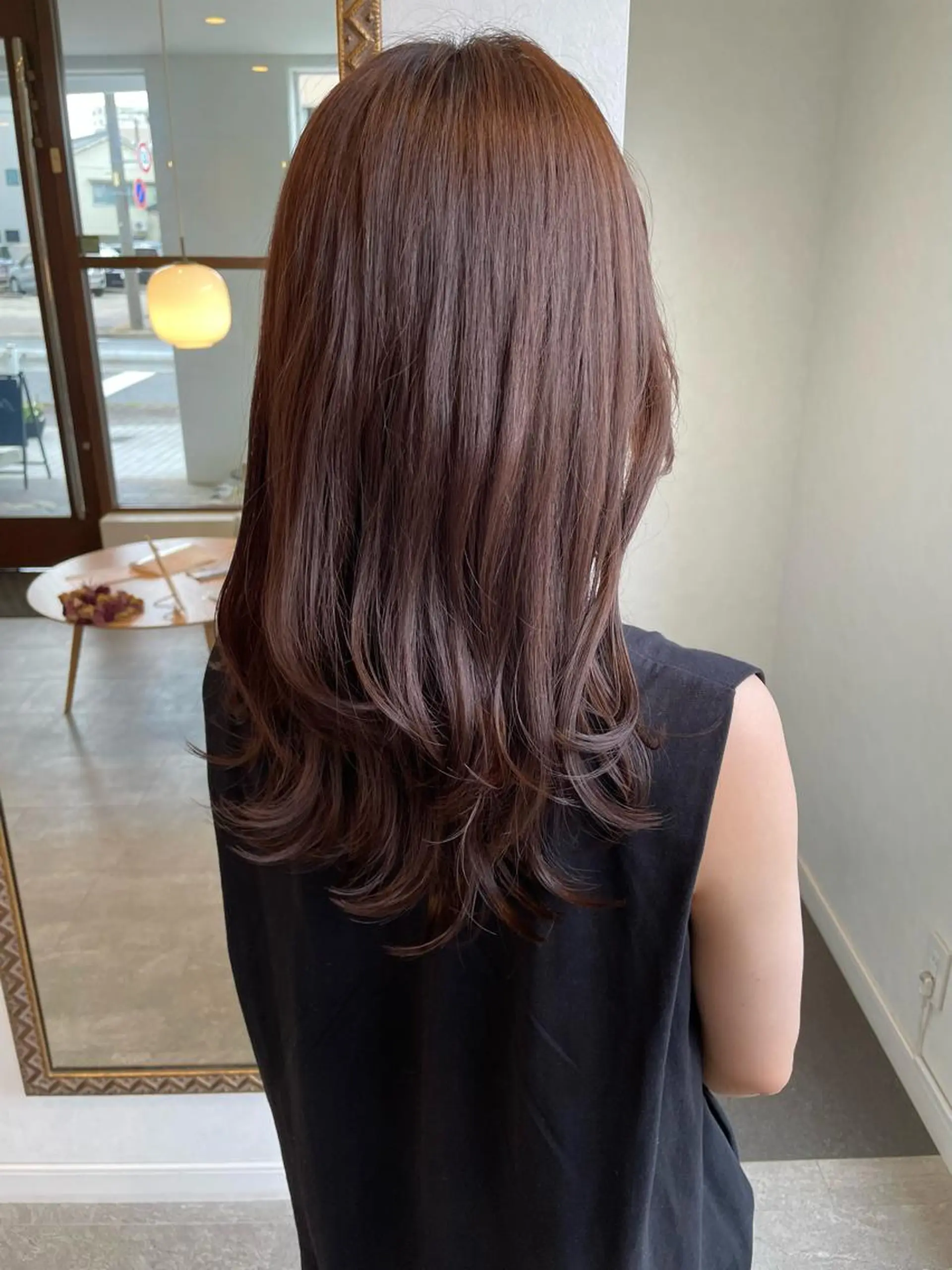 カラー ブラウンカラー パープルブラウン ミツキ/ 透明感カラー/セットのヘアスタイル