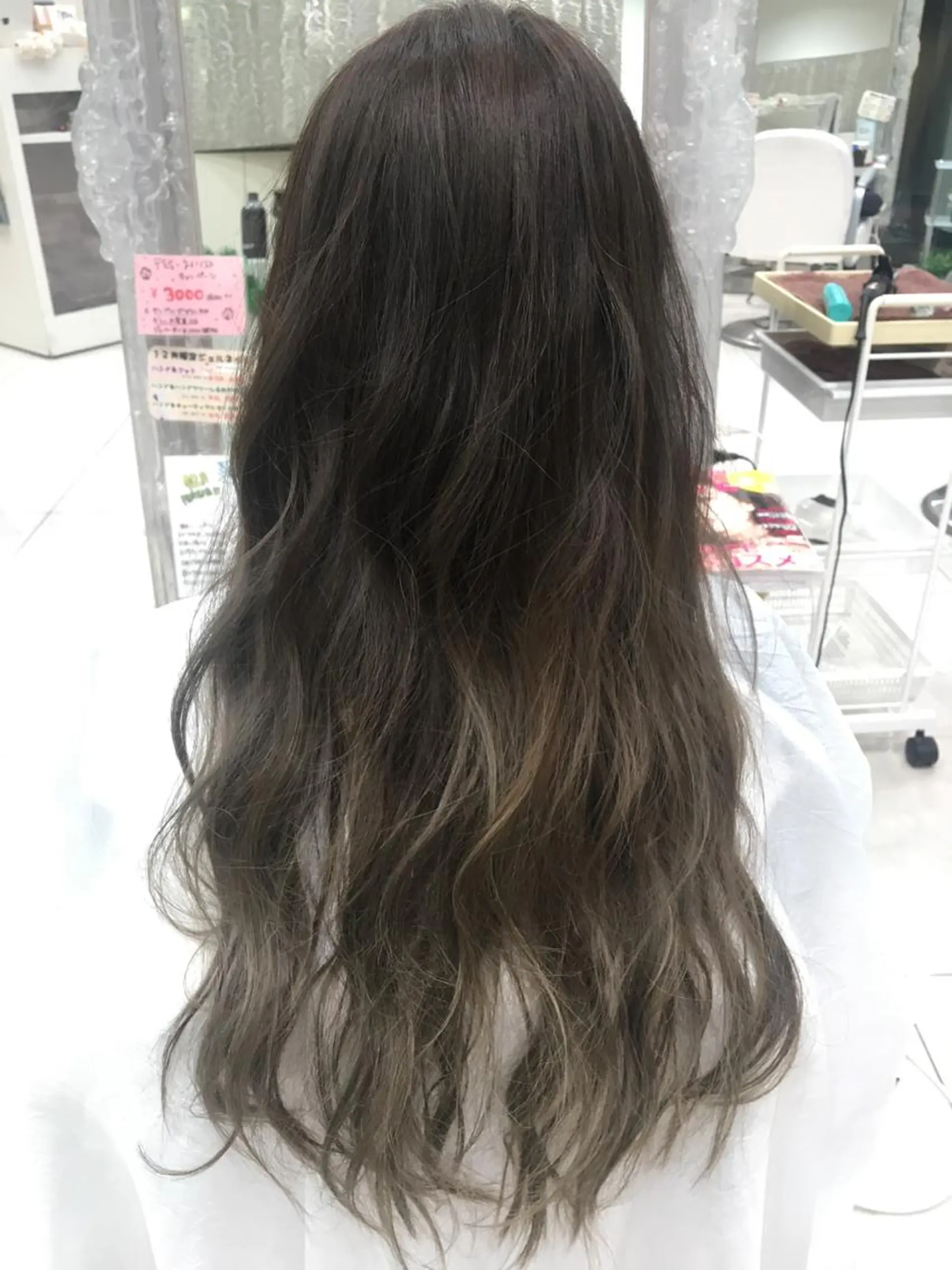 ロング 似合う髪型が 分からない方へのヘアスタイル
