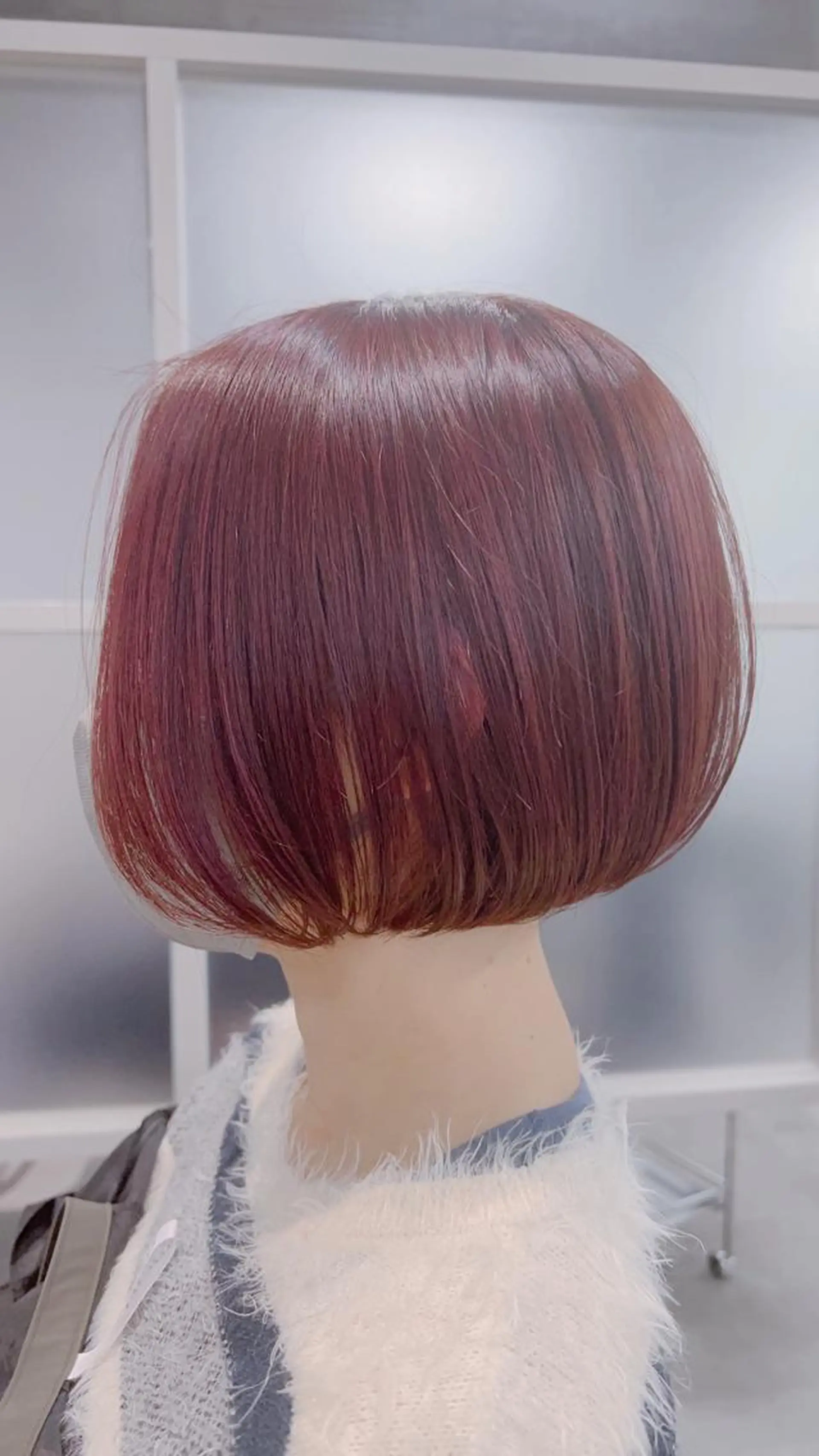 ショート カラー ブリーチ ダブルカラー インナーカラー 髪質改善 韓国風ヘア カット ヘアカラー newi ナカノのヘアスタイル