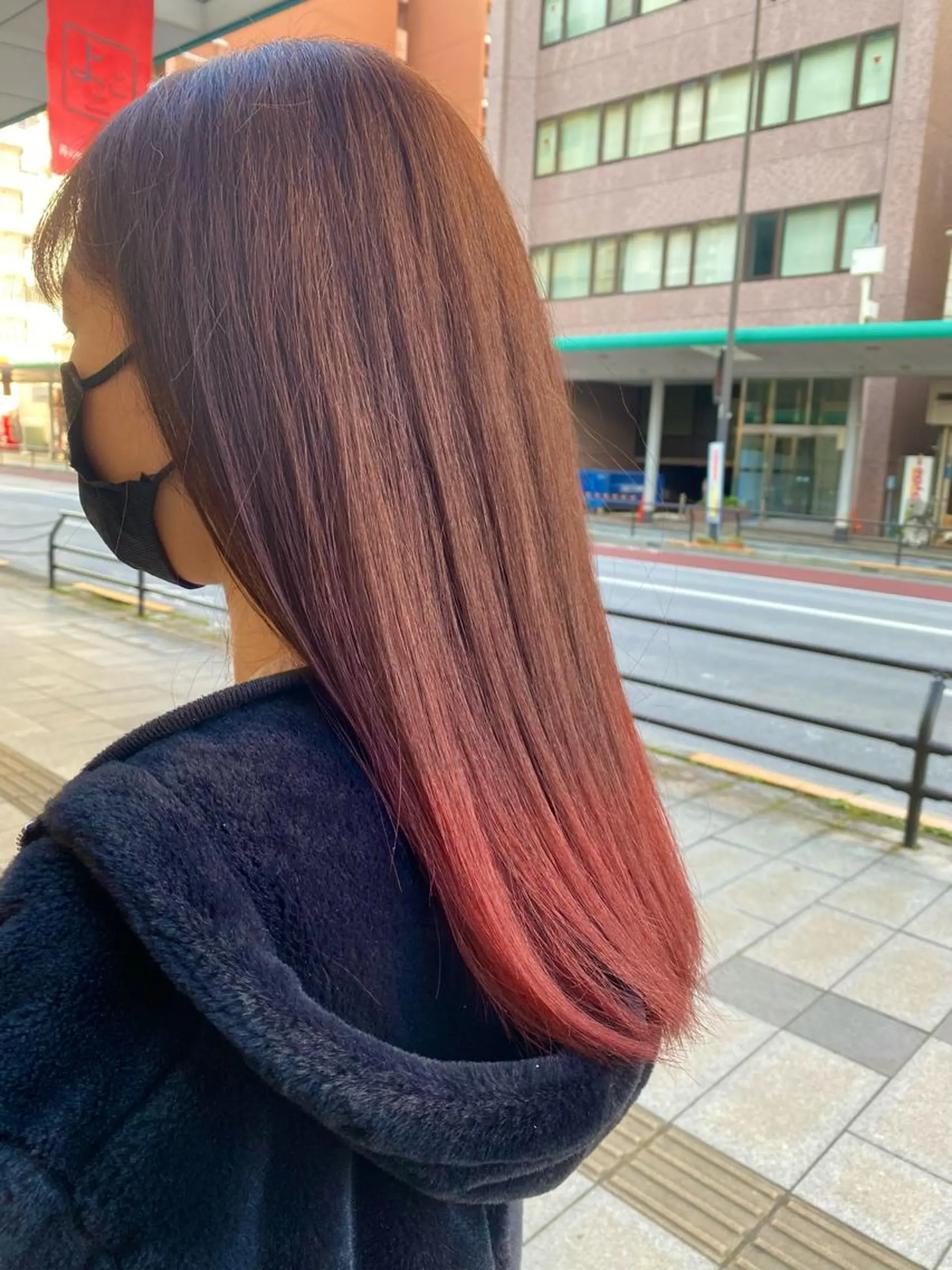 ロング カラー グラデーションカラー レッドカラー ヘアカラー トリートメント 特殊カラー特化 ✂️SHIAN フジのヘアスタイル