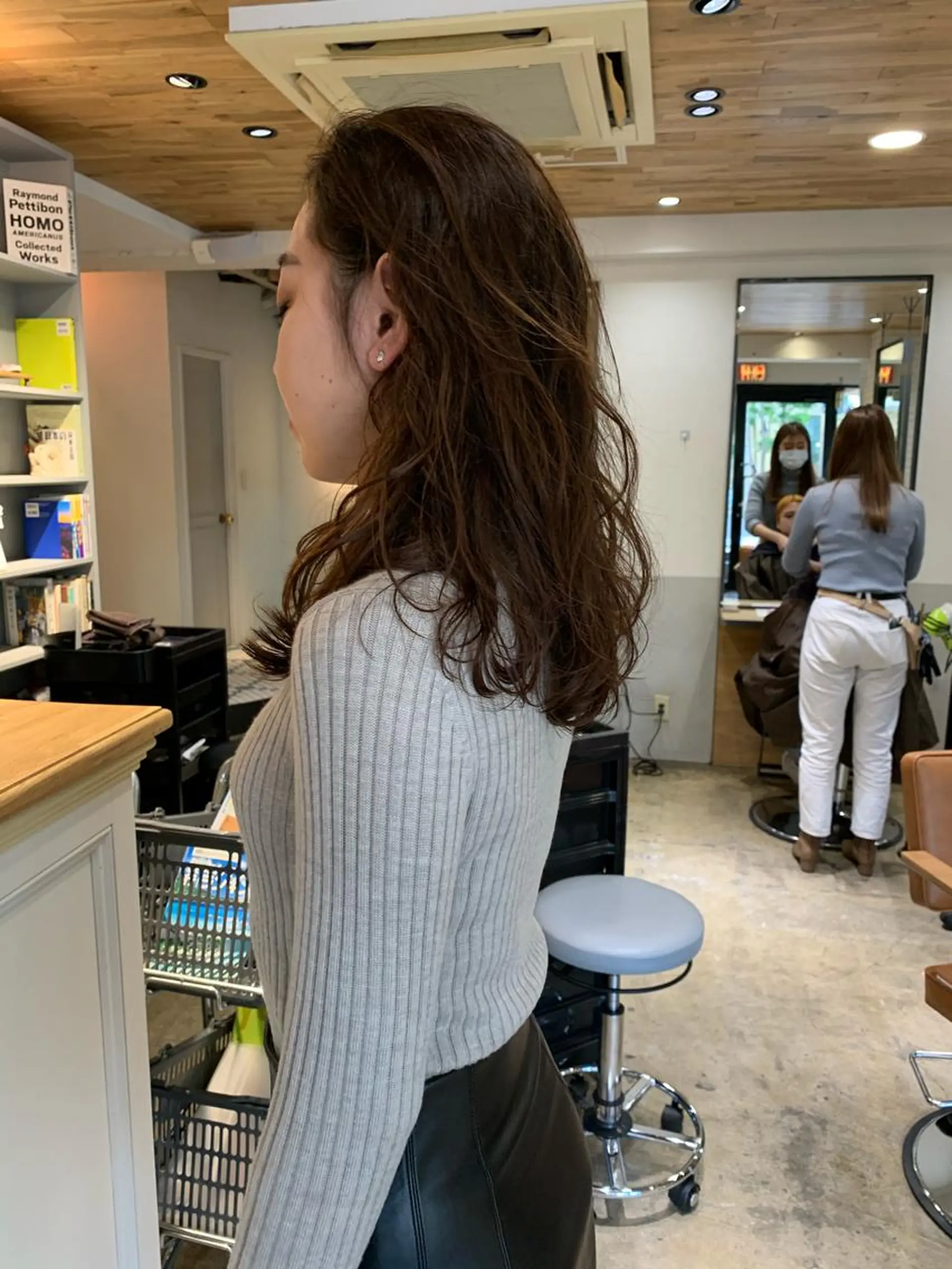 ミディアム パーマ くせっ毛カット タツヤのヘアスタイル