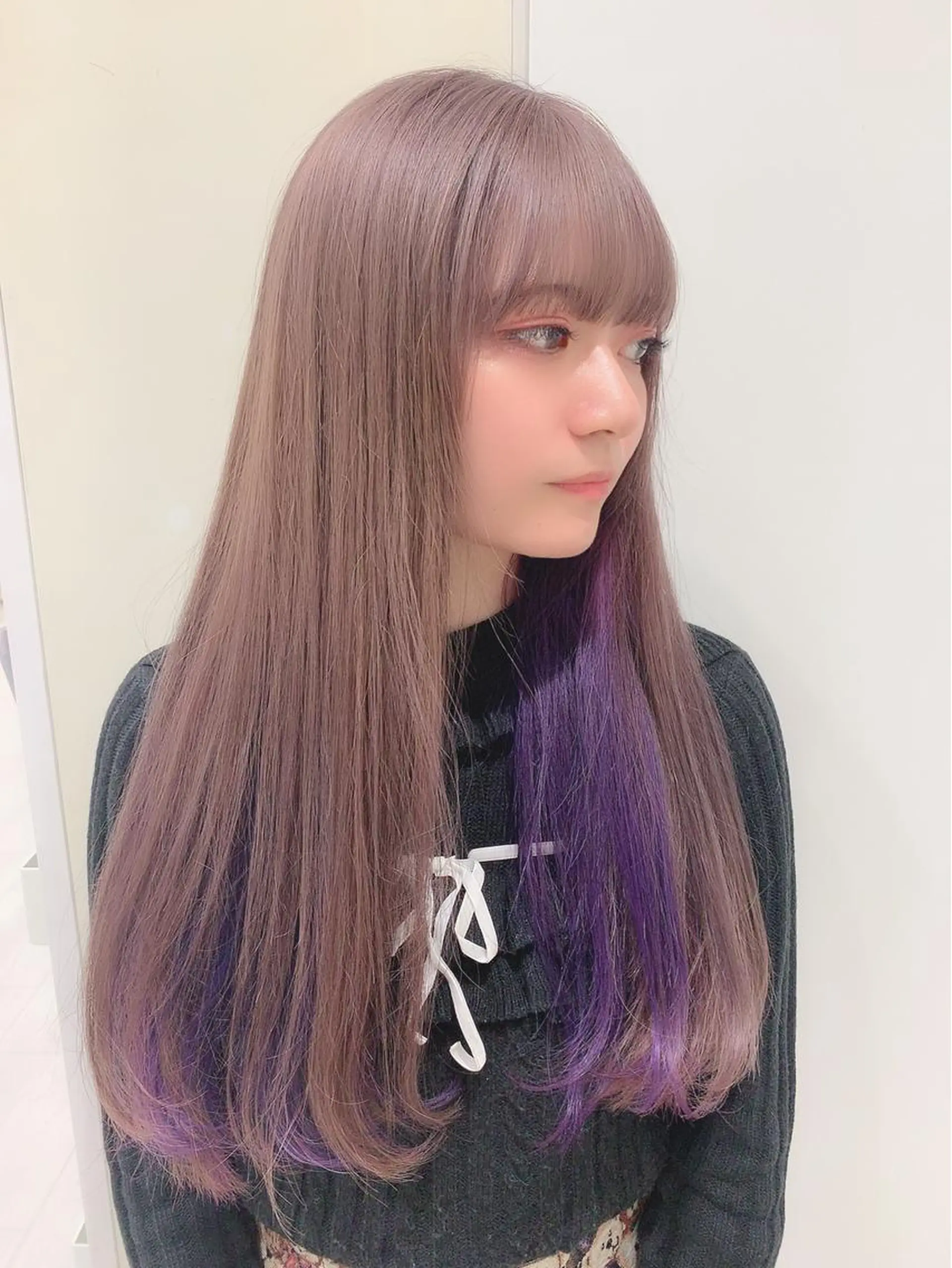 ロング カラー ブリーチ ケアブリーチ インナーカラー トリートメント カット ヘアカラー インナーエクステ渋谷 🦋KAJIのヘアスタイル