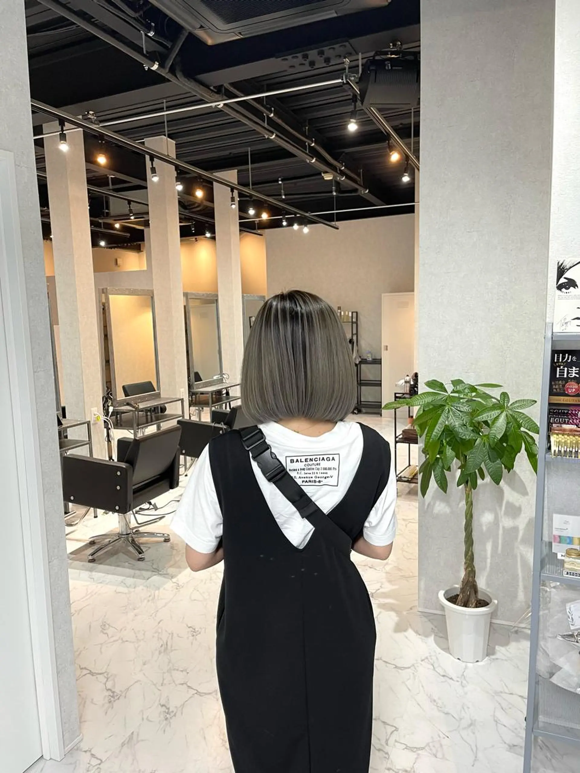 ミディアム カラー バレイヤージュ デザインカラー ハイライトカラー 外国人風カラー ハイライト カット ヘアカラー トリートメント アンドウ ユウ/ レイヤーカット/韓国のヘアスタイル