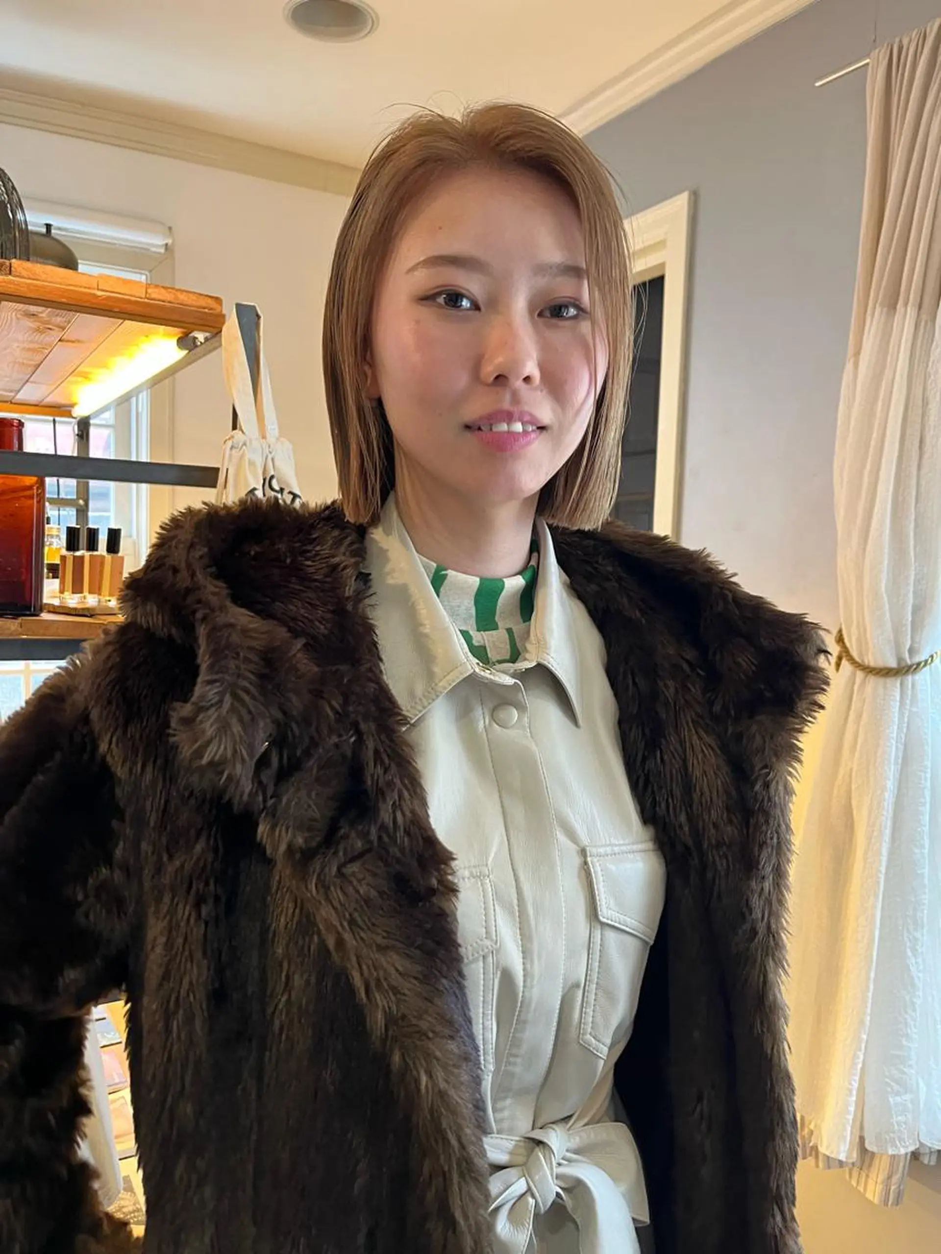 ショート カラー NOUN所属・eri kinjoのヘアスタイル