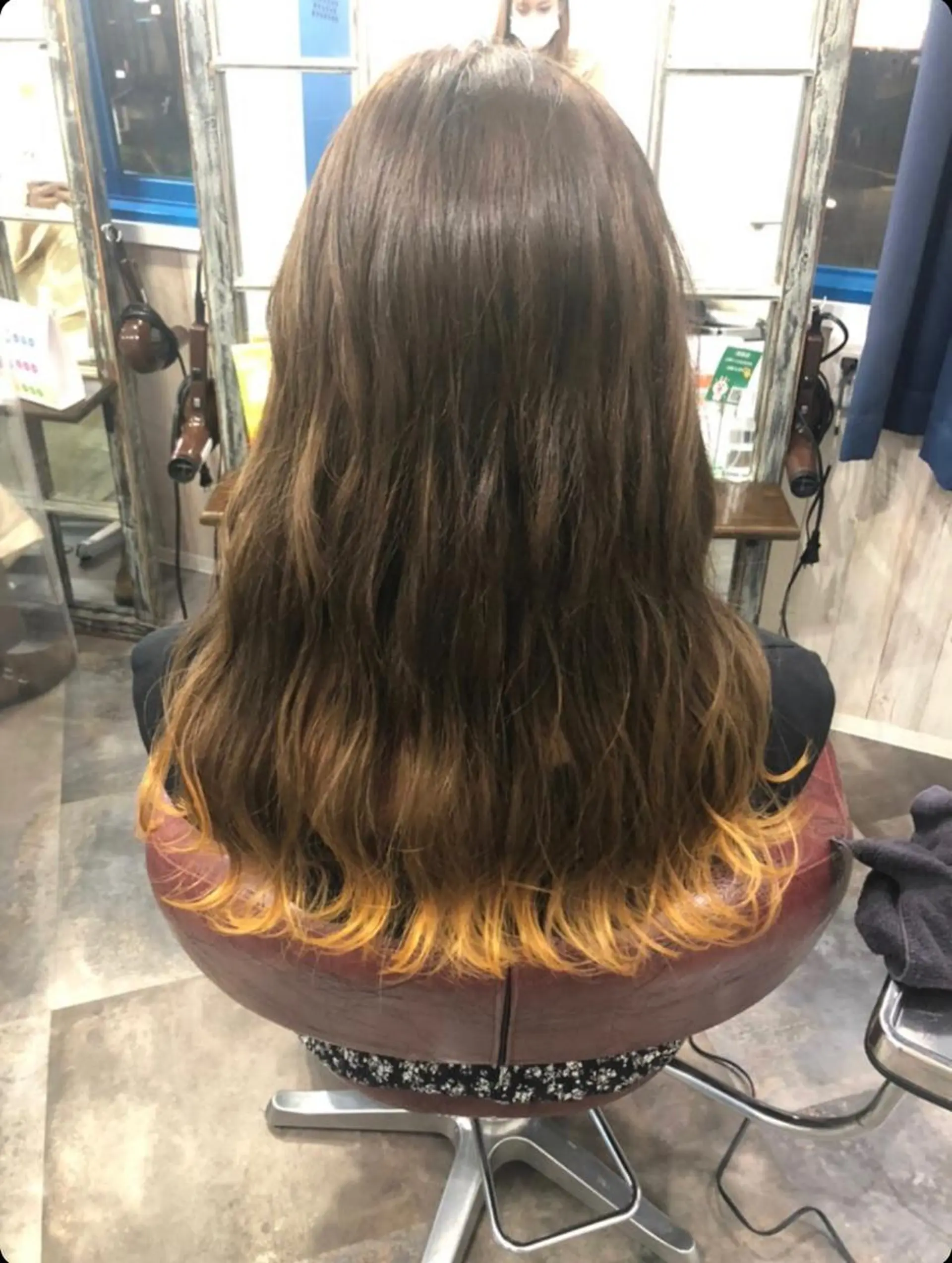 ロング カラー ヘアカラー トリートメント 韓国ヘア/レイヤー/ ツヤカラー/ Aiのヘアスタイル