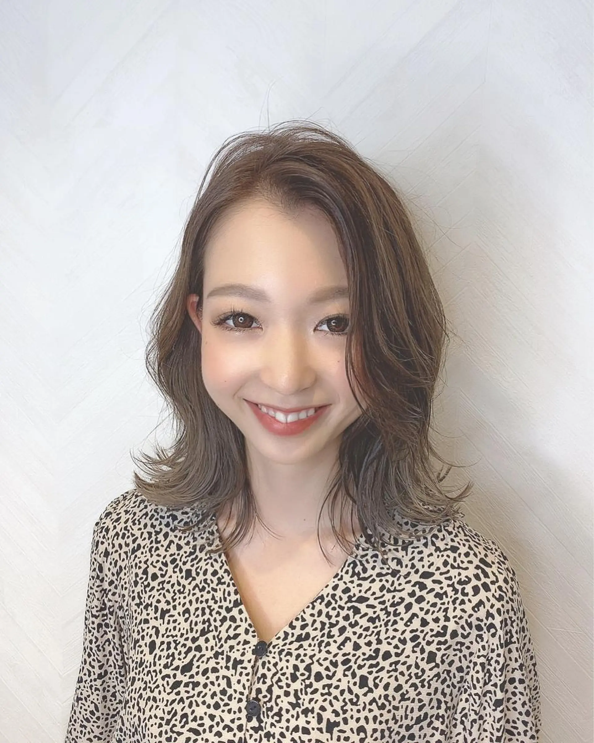 ミディアム カット ヘアカラー トリートメント 🌟モテ髪ショート 🌟店長 津賀涼のヘアスタイル