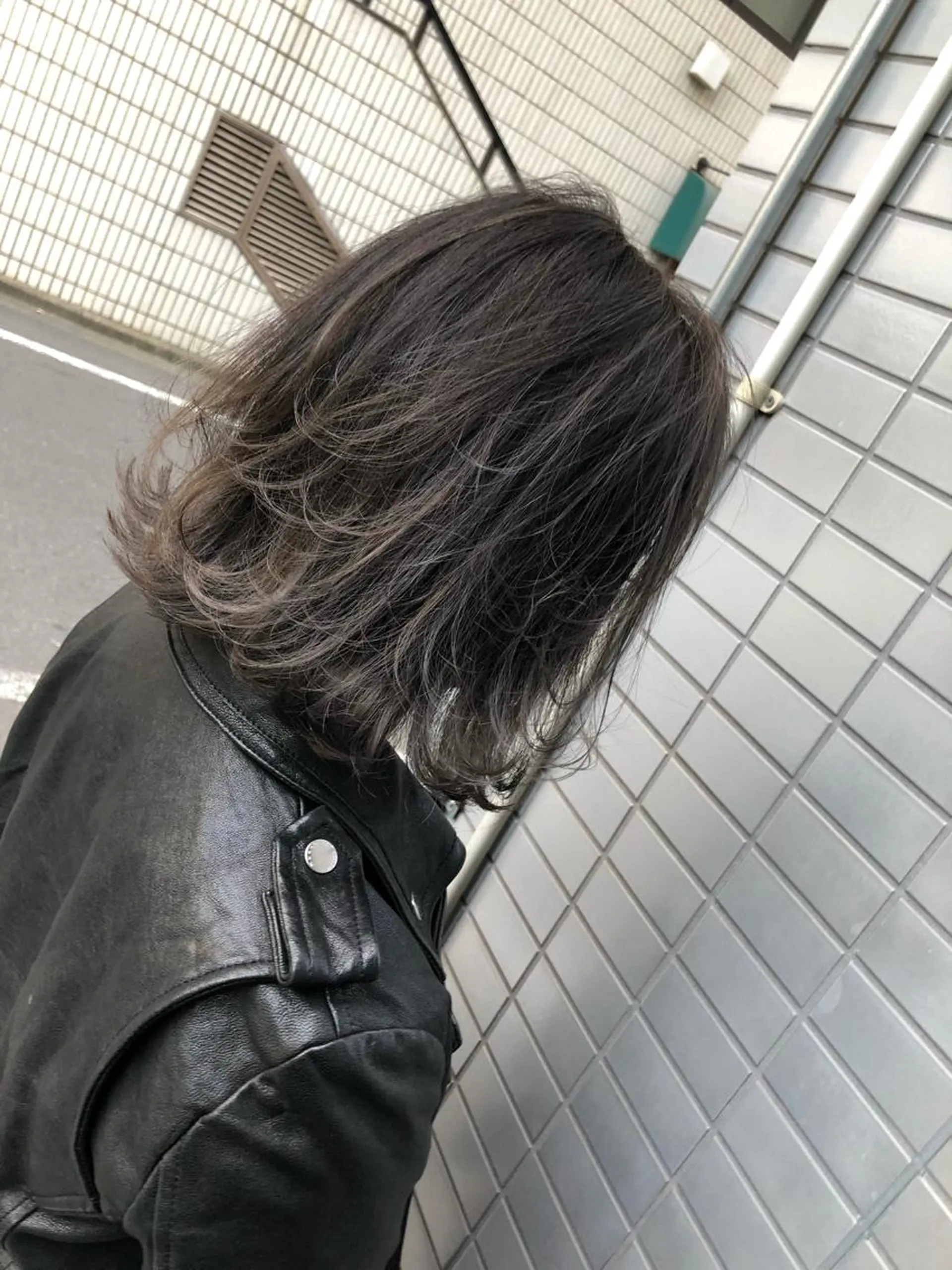 ミディアム カラー バレイヤージュ レイヤーカット ヘアカラー PSY(サイ)池袋 金田尚久🎨のヘアスタイル