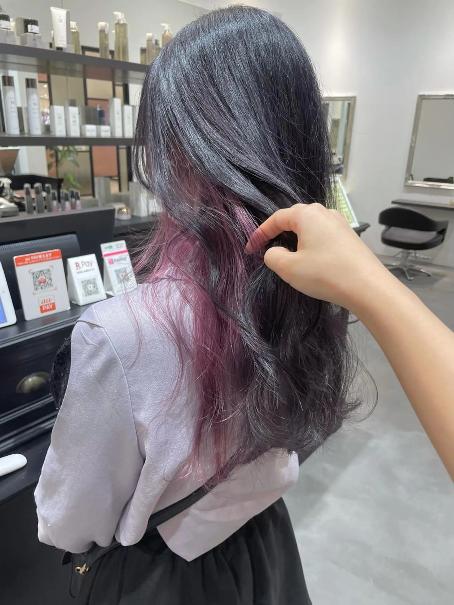 ロング カラー ヘアアレンジ 小倉 愛里のヘアスタイル