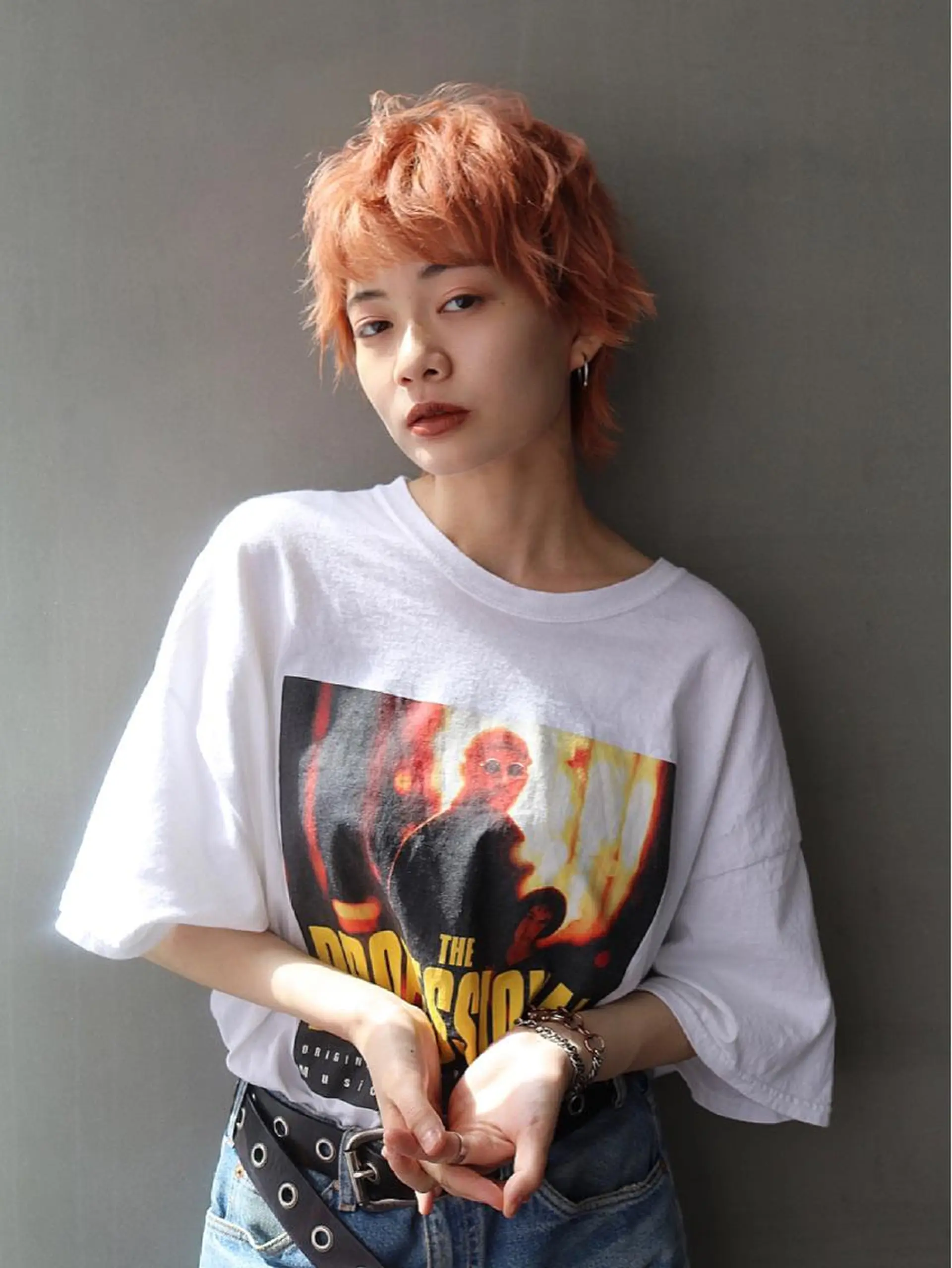 ショート カラー ハイトーンカラー ハイトーンオレンジ オレンジ ウルフカット カット ヘアカラー トリートメント ウルフレイヤーカット /チヒロのヘアスタイル