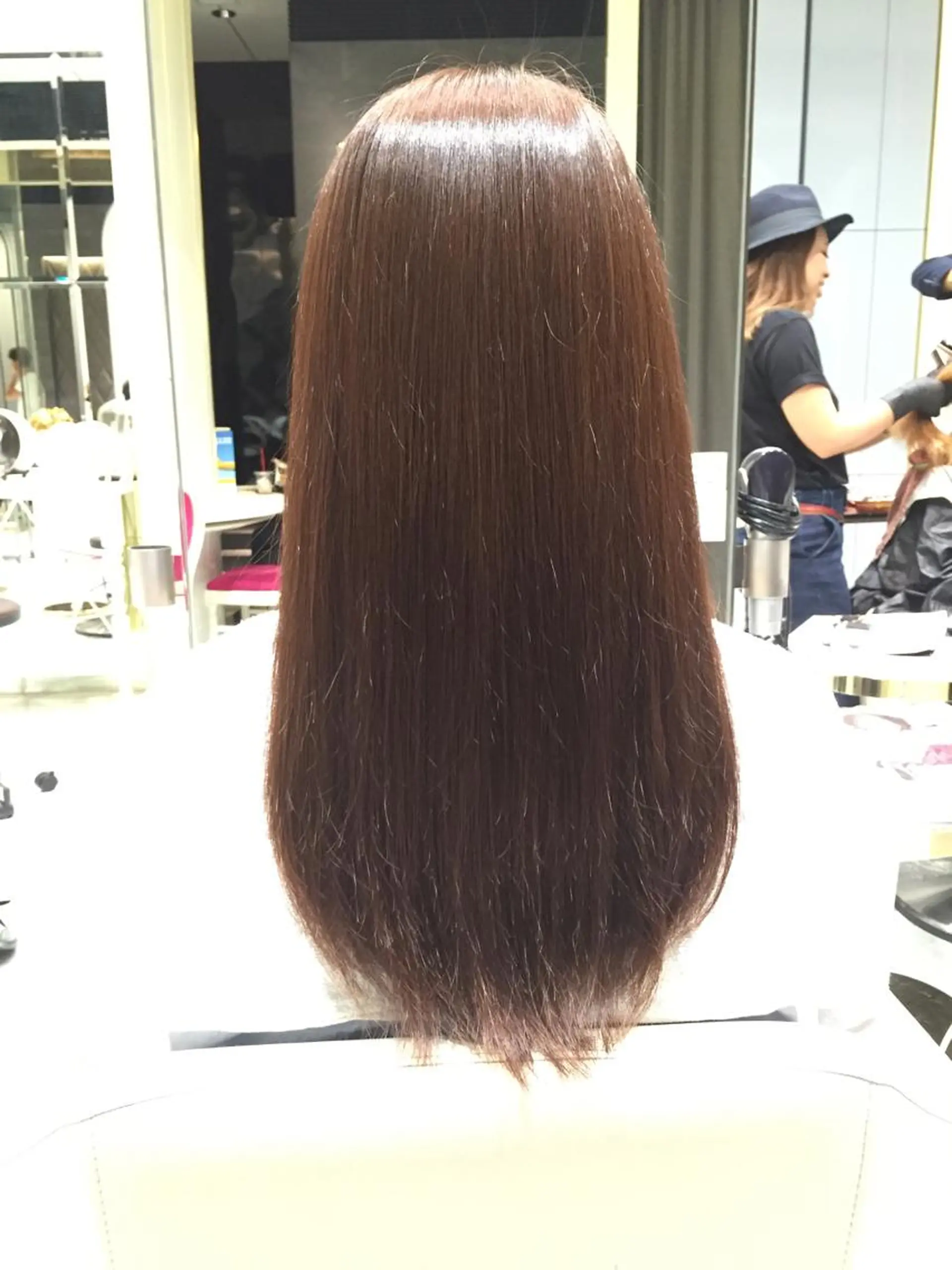 ロング カラー _WHITE芝本 賢吾【天王寺店】のヘアスタイル