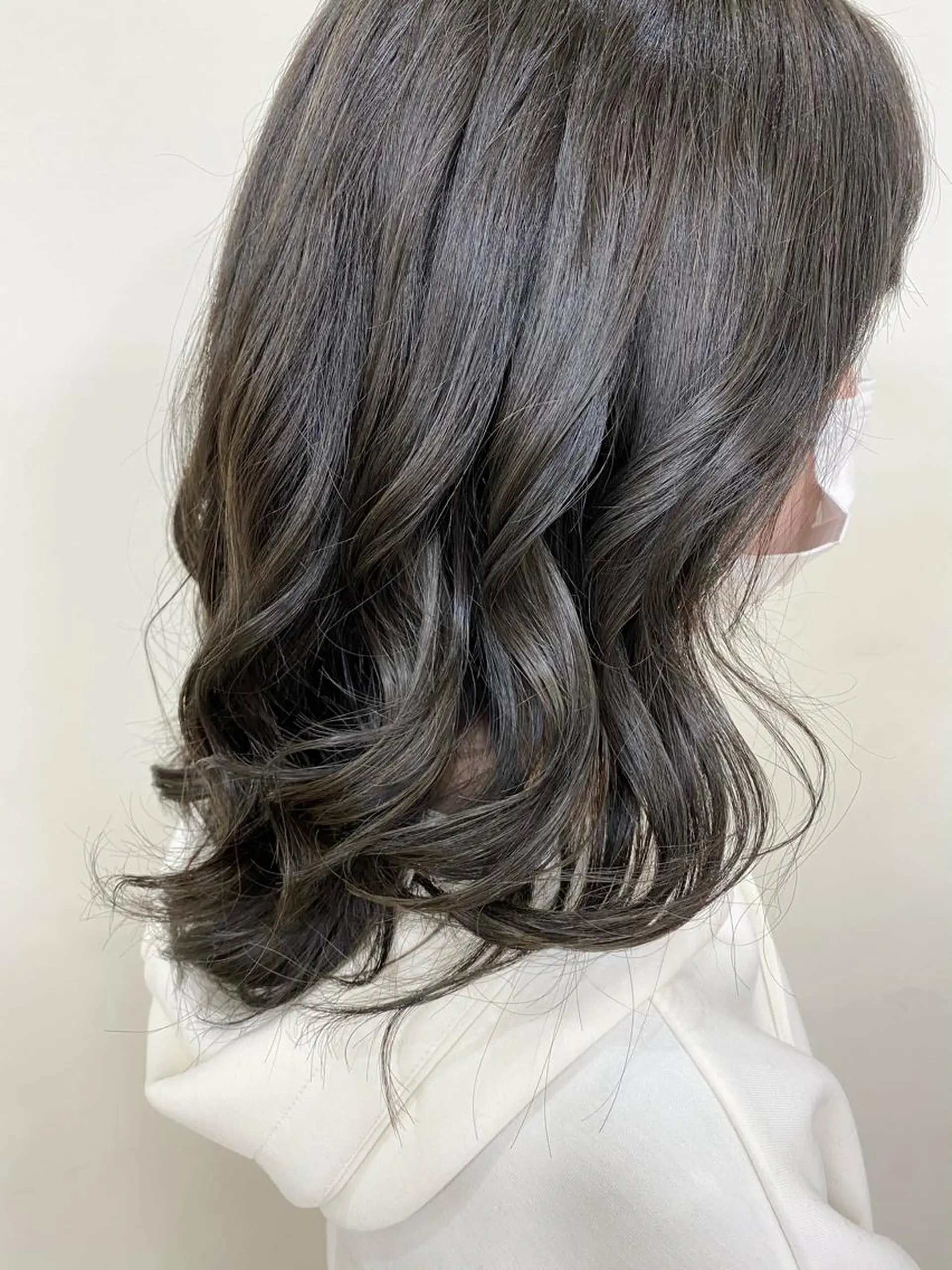 カラー SALOWIN栄 高須大貴のヘアスタイル