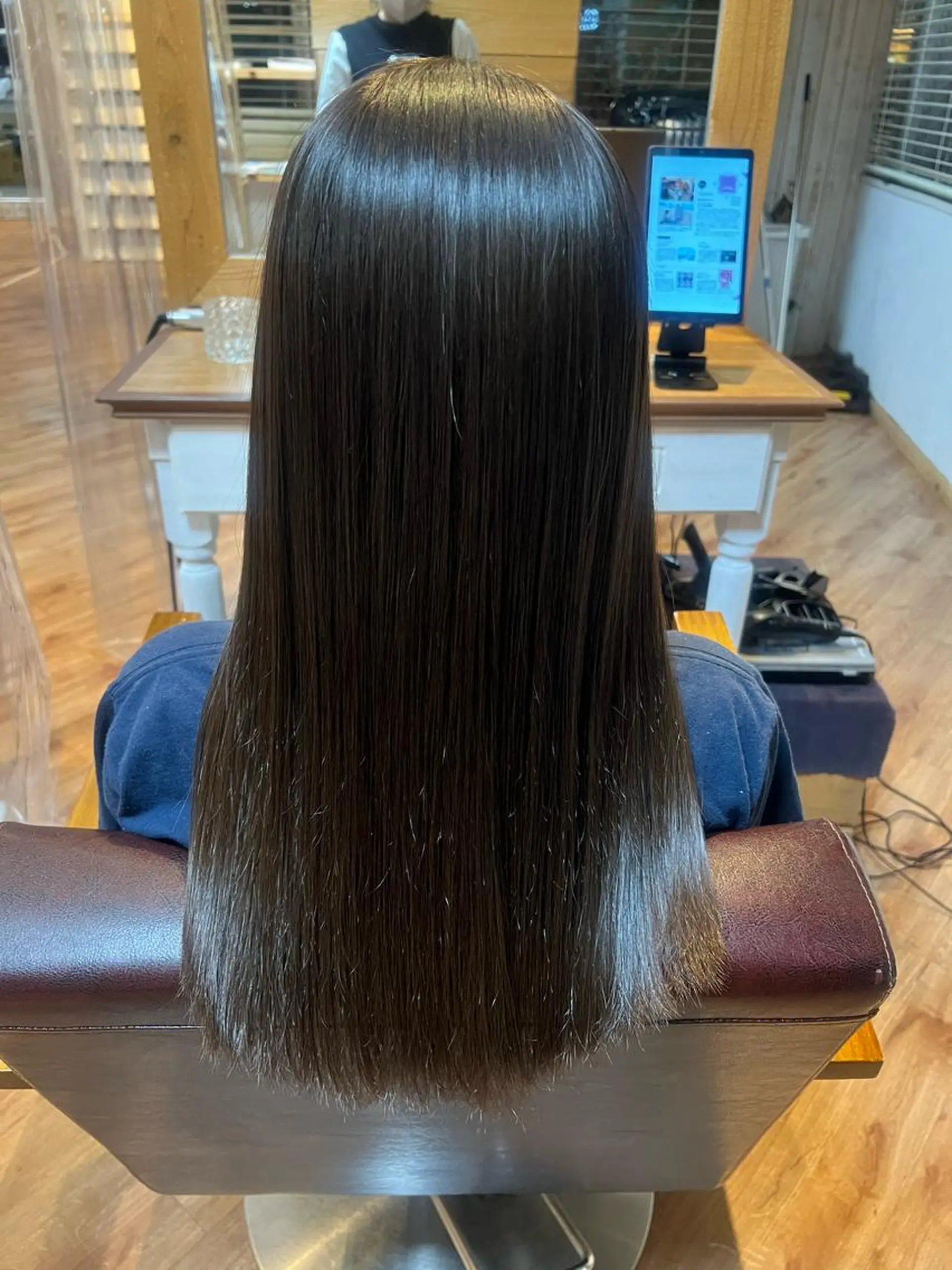 ロング 縮毛矯正 Topstylist YUKIのヘアスタイル