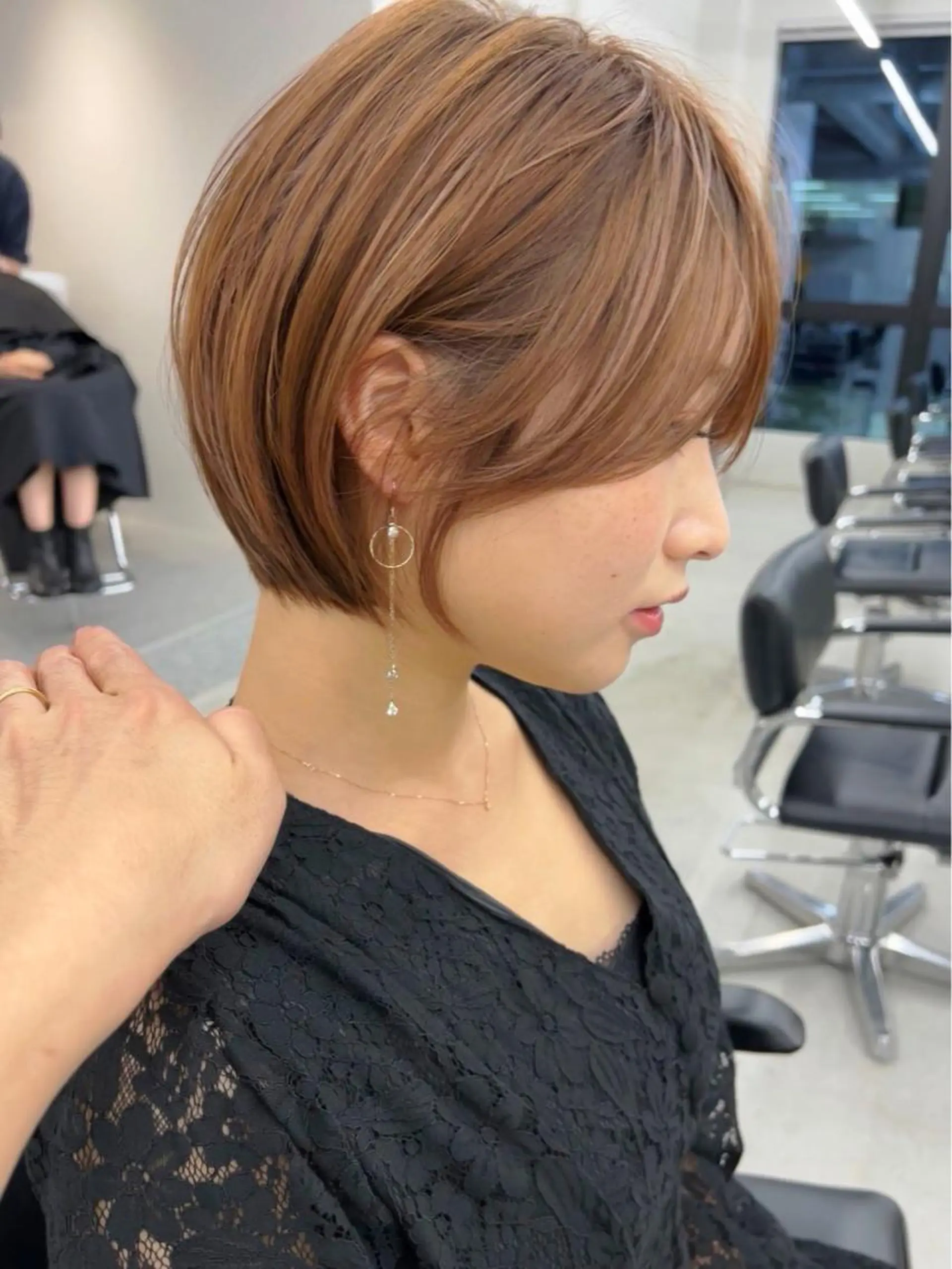 ショート カラー ショートボブ バレイヤージュ ブリーチ ケアブリーチ ダブルカラー 横浜　店長 橋場優のヘアスタイル