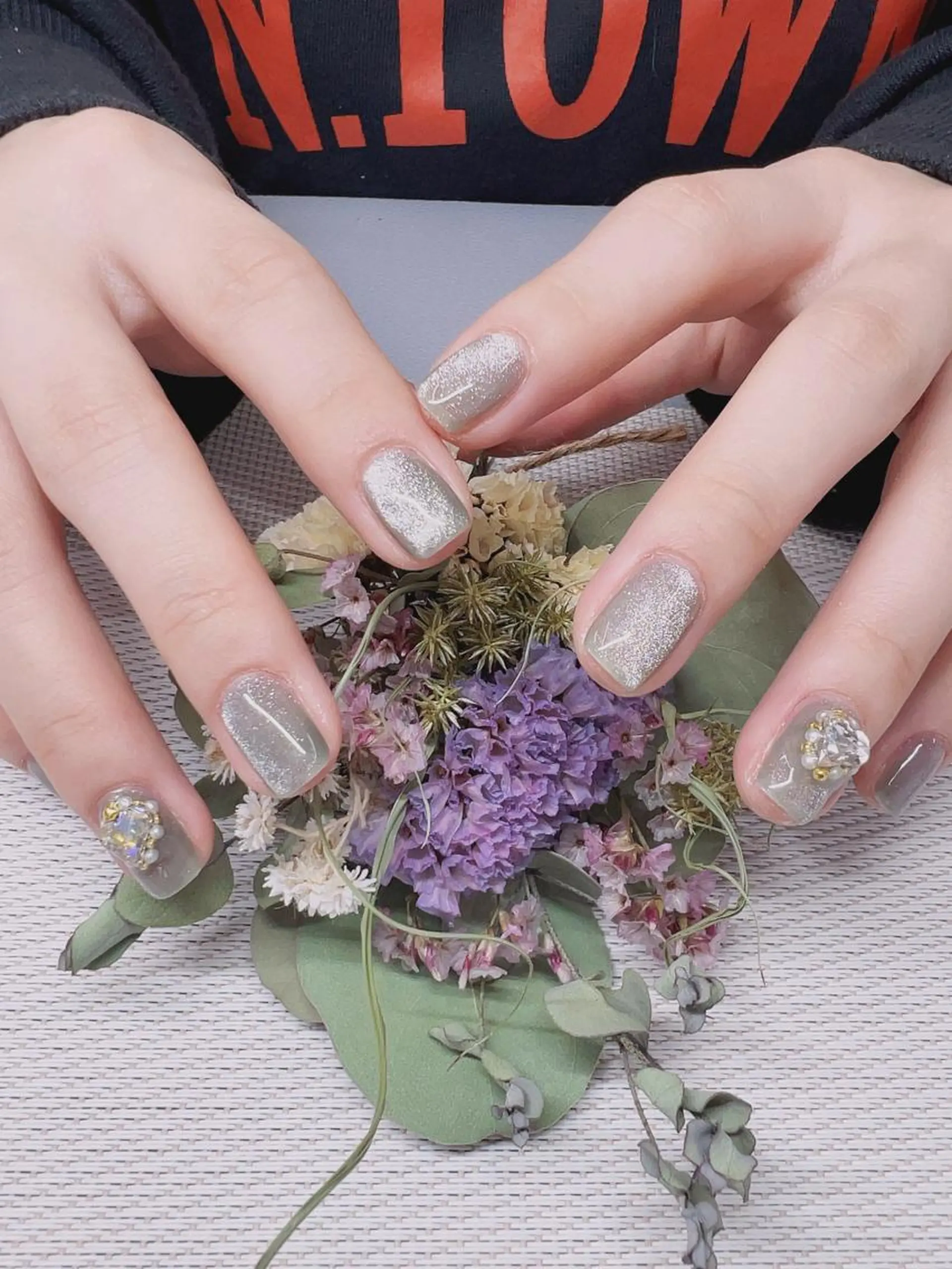 ネイル AngelChris ビューティーサロンのネイルデザイン