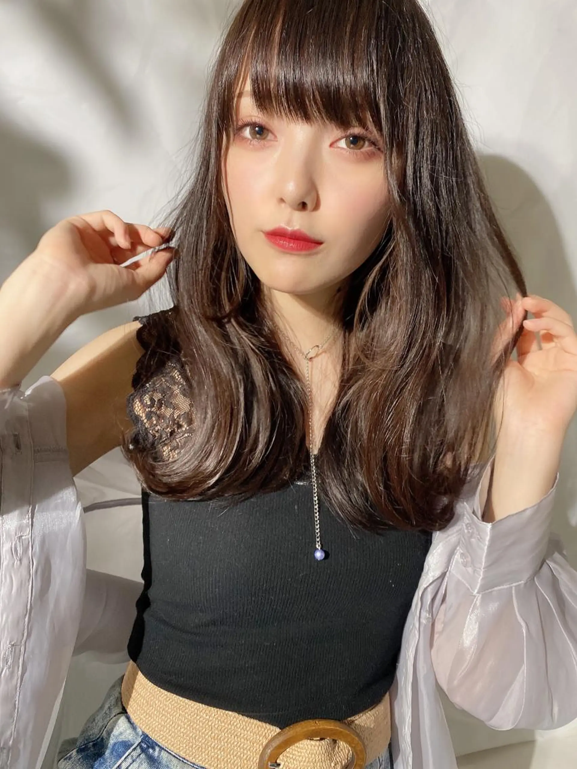 セミロング カラー ブリーチ ケアブリーチ ダブルカラー イヤリングカラー ハイライトカラー カット ヘアカラー トリートメント 新宿✨顔周りカット 韓国ヘア/坂本亜裟海のヘアスタイル