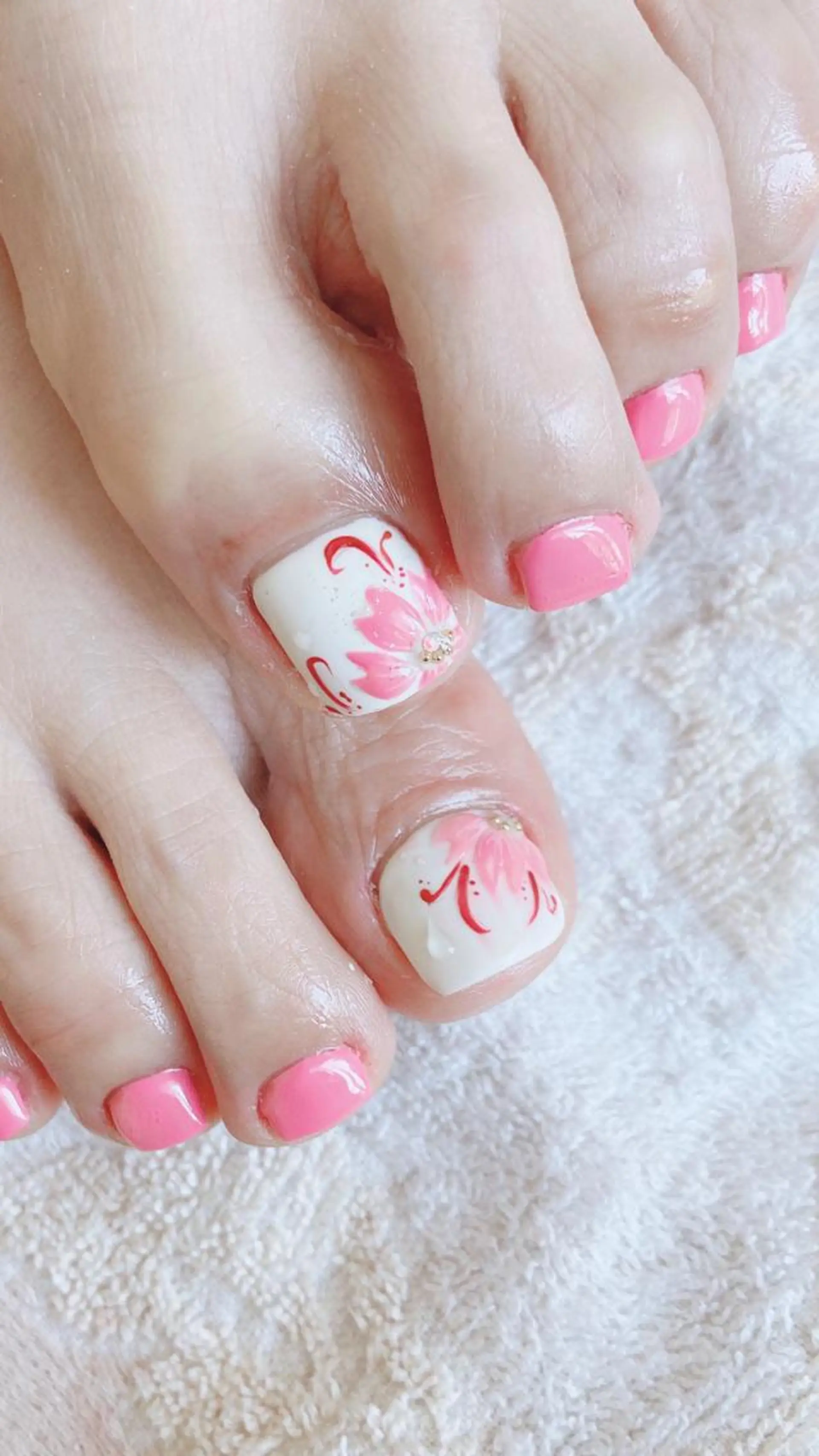 ネイル 桜ネイル フットネイル ジェルネイル HandSnail自宅サロン所属・HandSnail 座間自宅ネイルサロンのネイルデザイン