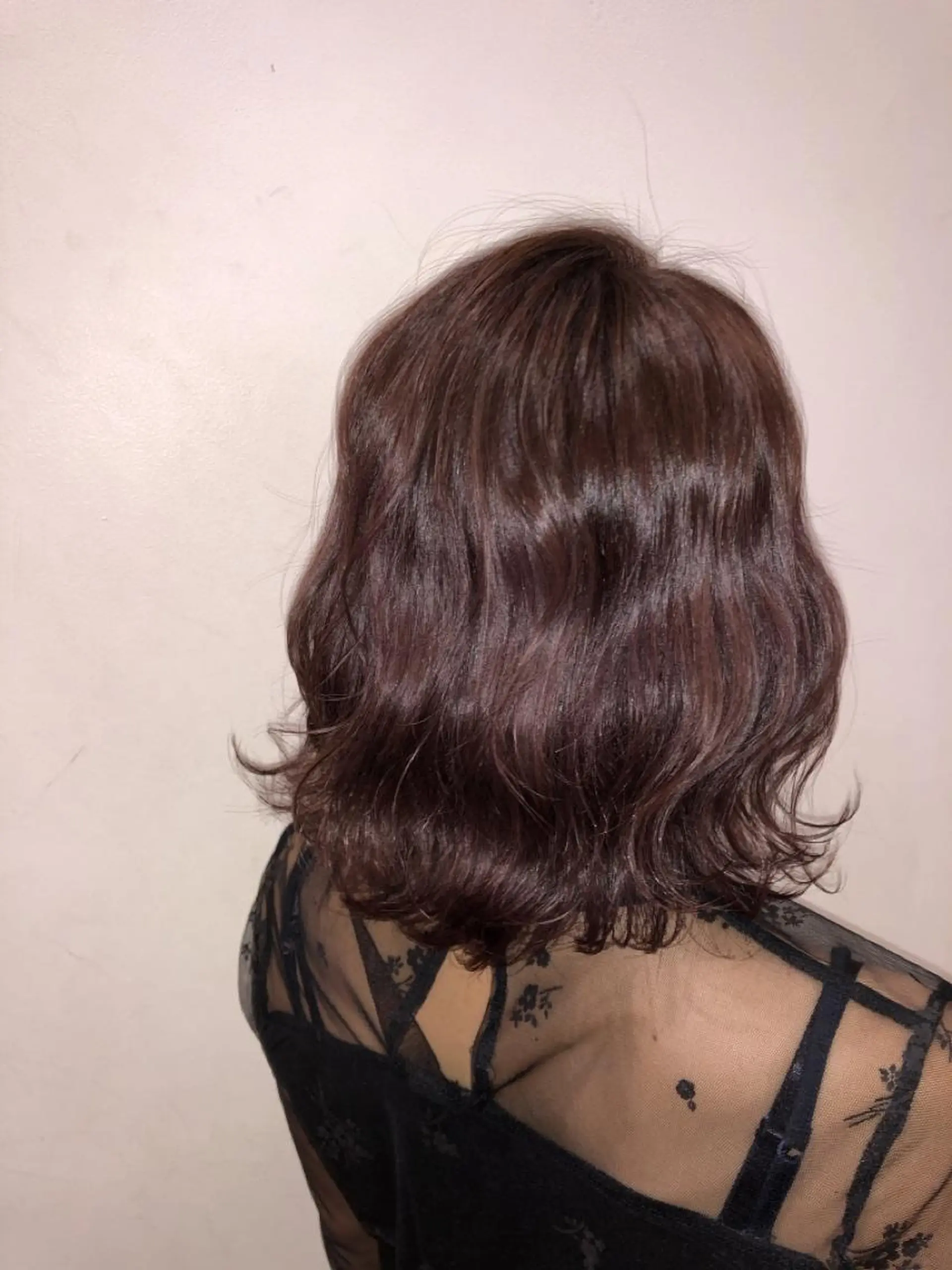 ミディアム カラー 松永 果菜のヘアスタイル