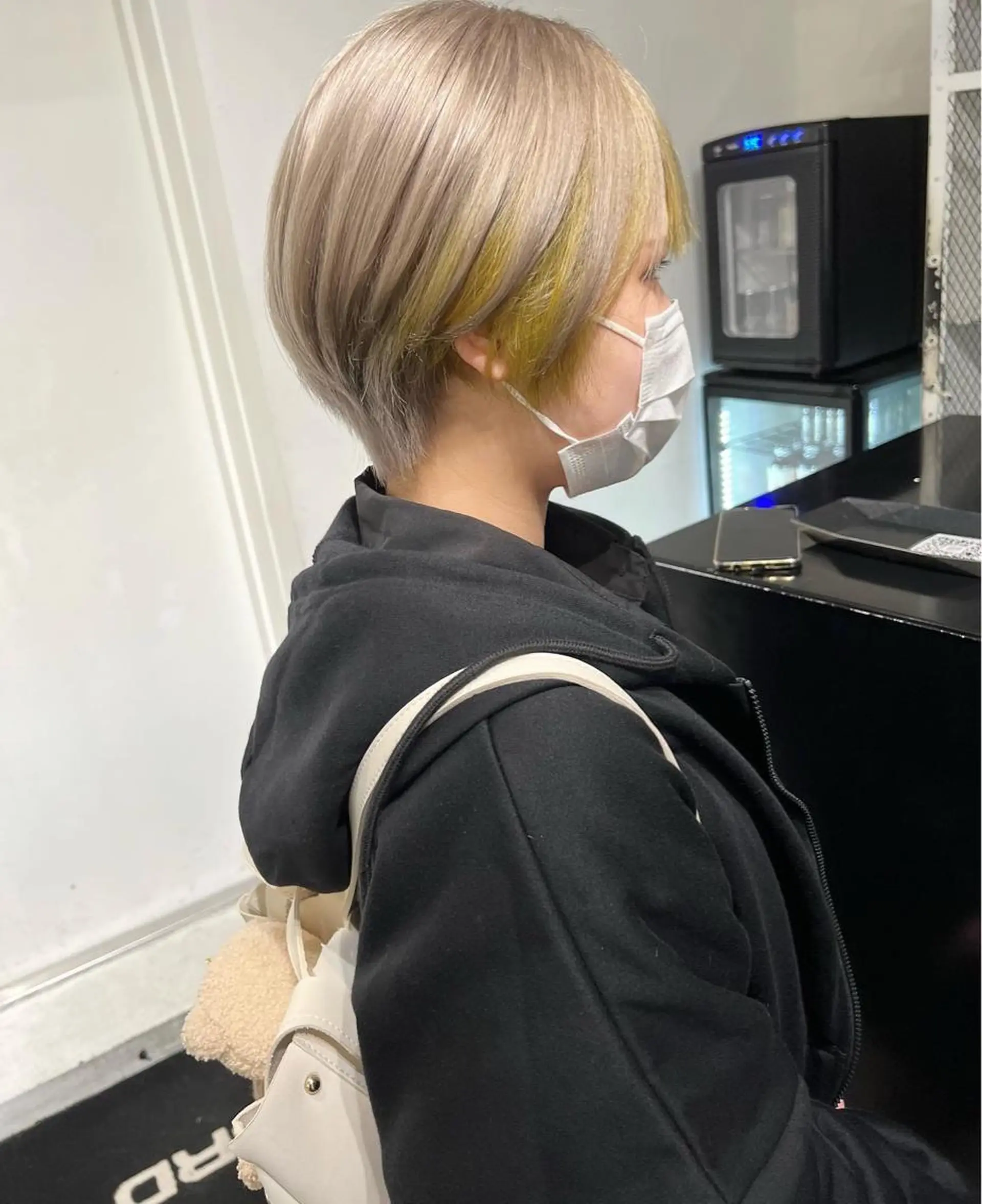 ショート カラー パーマ ヘアアレンジ メンズ キッズ メンズウルフカット アッシュ ベージュカラー 黒髪 ブロンド ブリーチ　ハイトーン 特化🌈フジタハルキのヘアスタイル