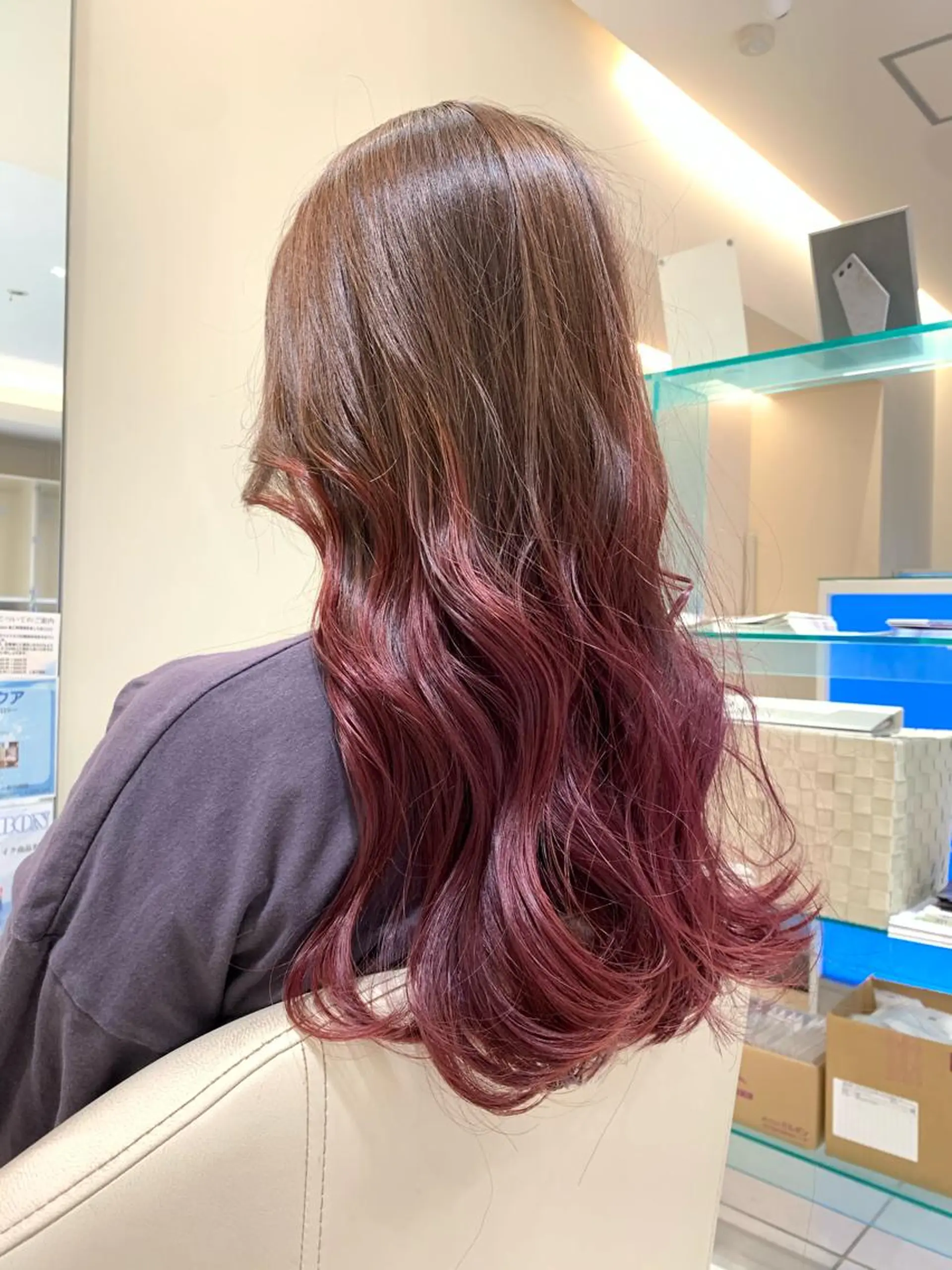 カラー MODEks eau 佐藤優志のヘアスタイル