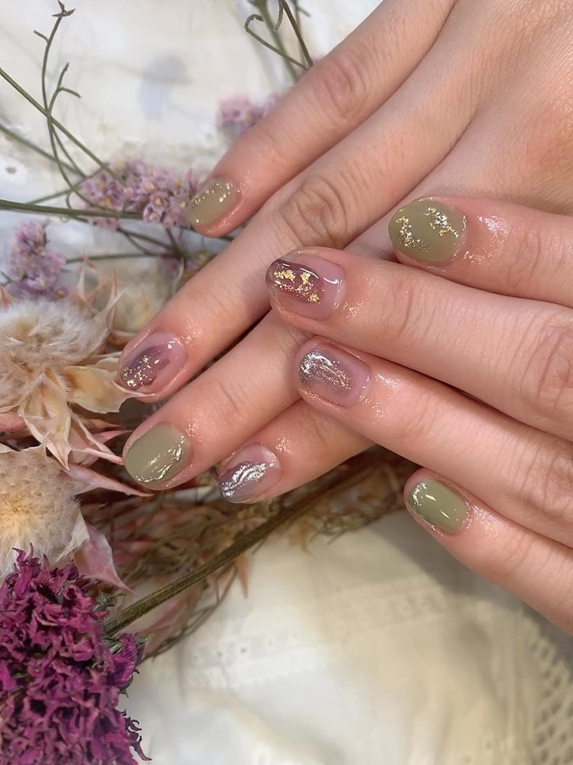 ネイル グリーン ニュアンスネイル nail* runa🌻のネイルデザイン