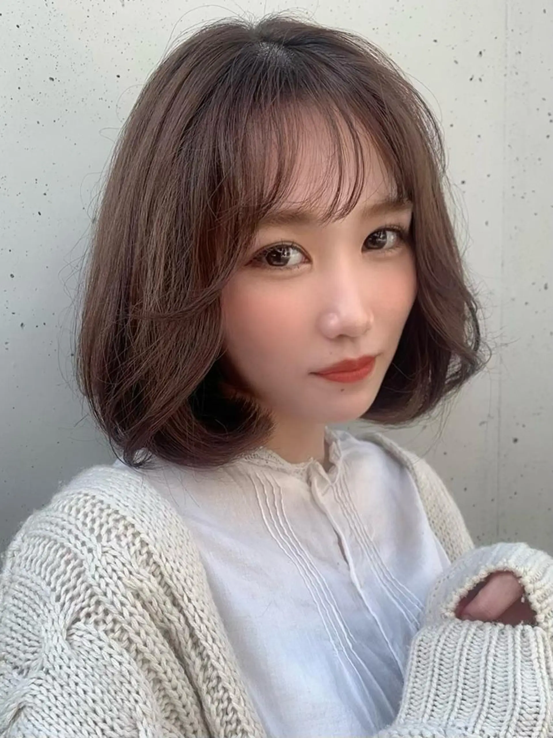 ショート カラー 透明感/オリーブ/ グレージュ/YUKAのヘアスタイル