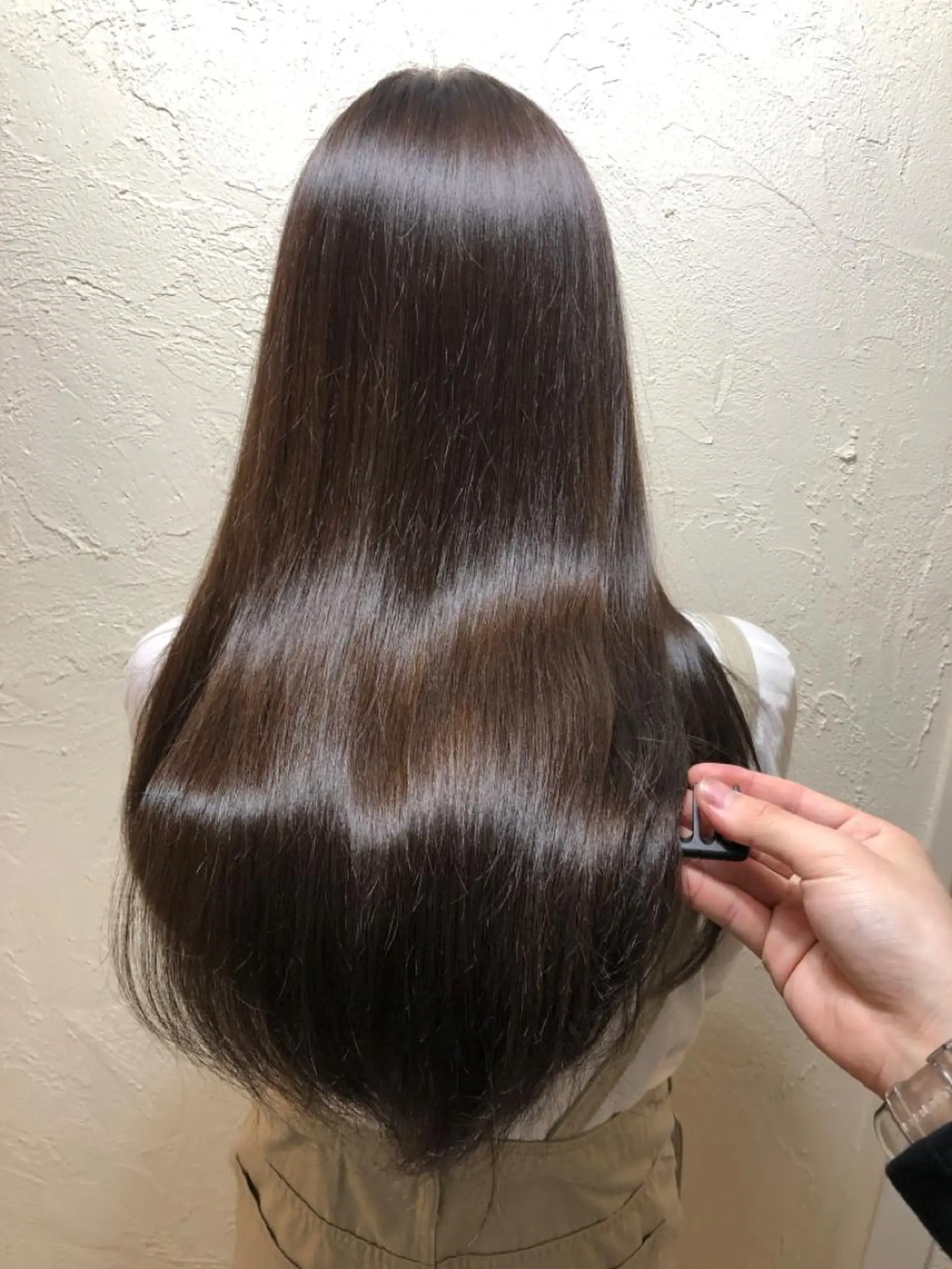 ロング カット ヘアカラー パーマ 縮毛矯正 艶カラー🩵💛 NANAのヘアスタイル