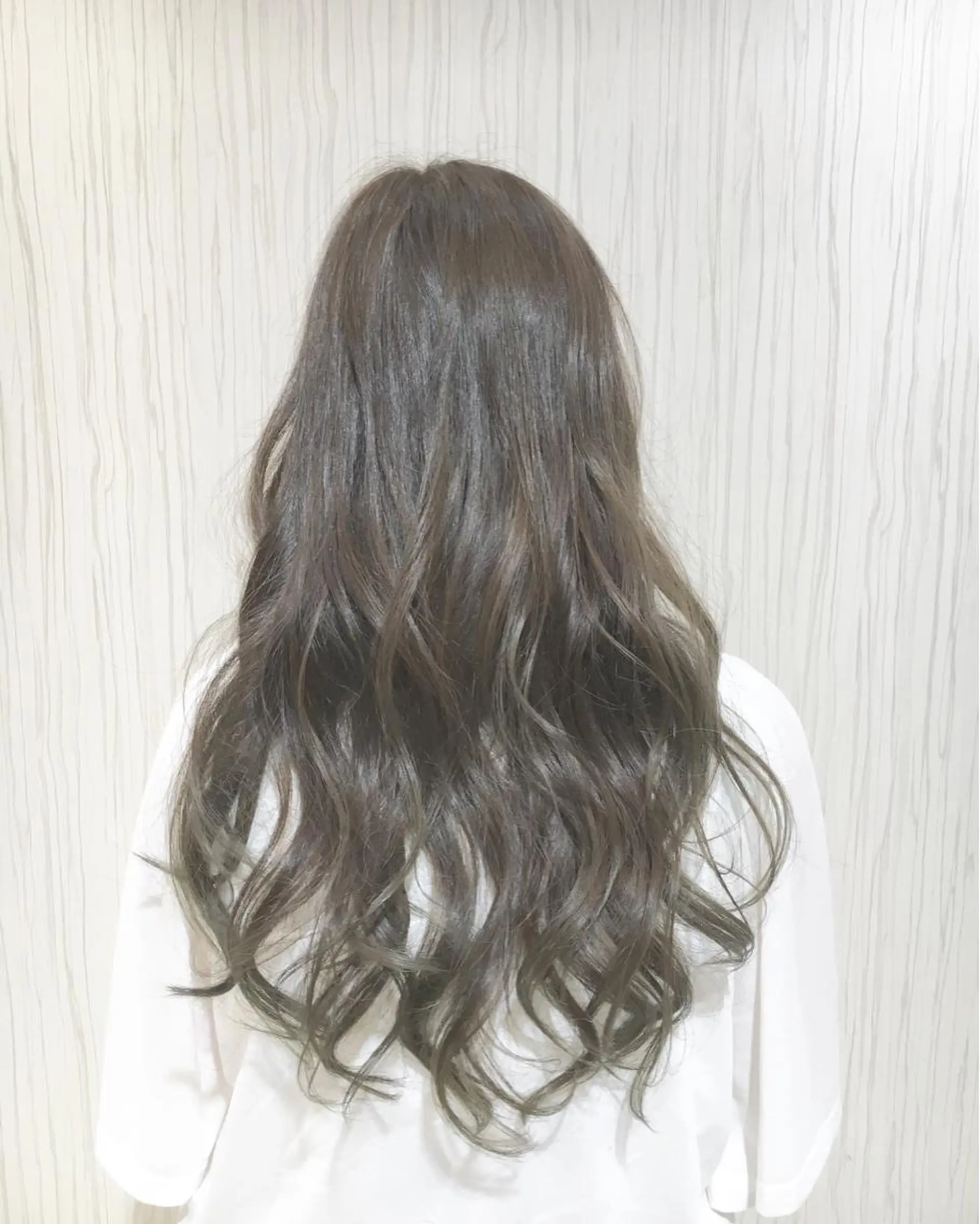 ロング カラー パーマ ヘアアレンジ グレージュ ✨艶髪✨透明感✨ 山内大樹のヘアスタイル