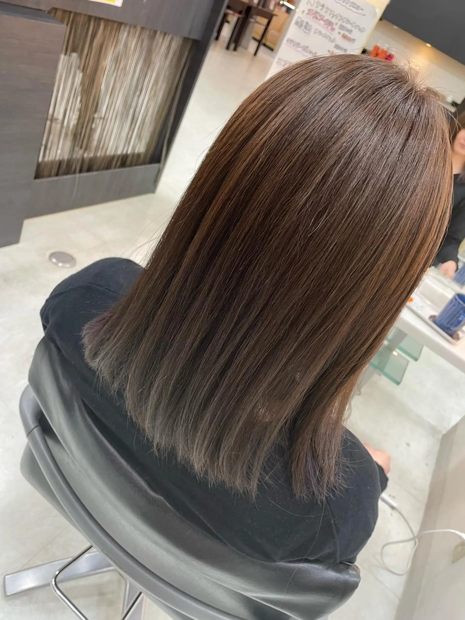 ミディアム CUTS&Clare所属・末次 加奈のマツエク・マツパデザイン