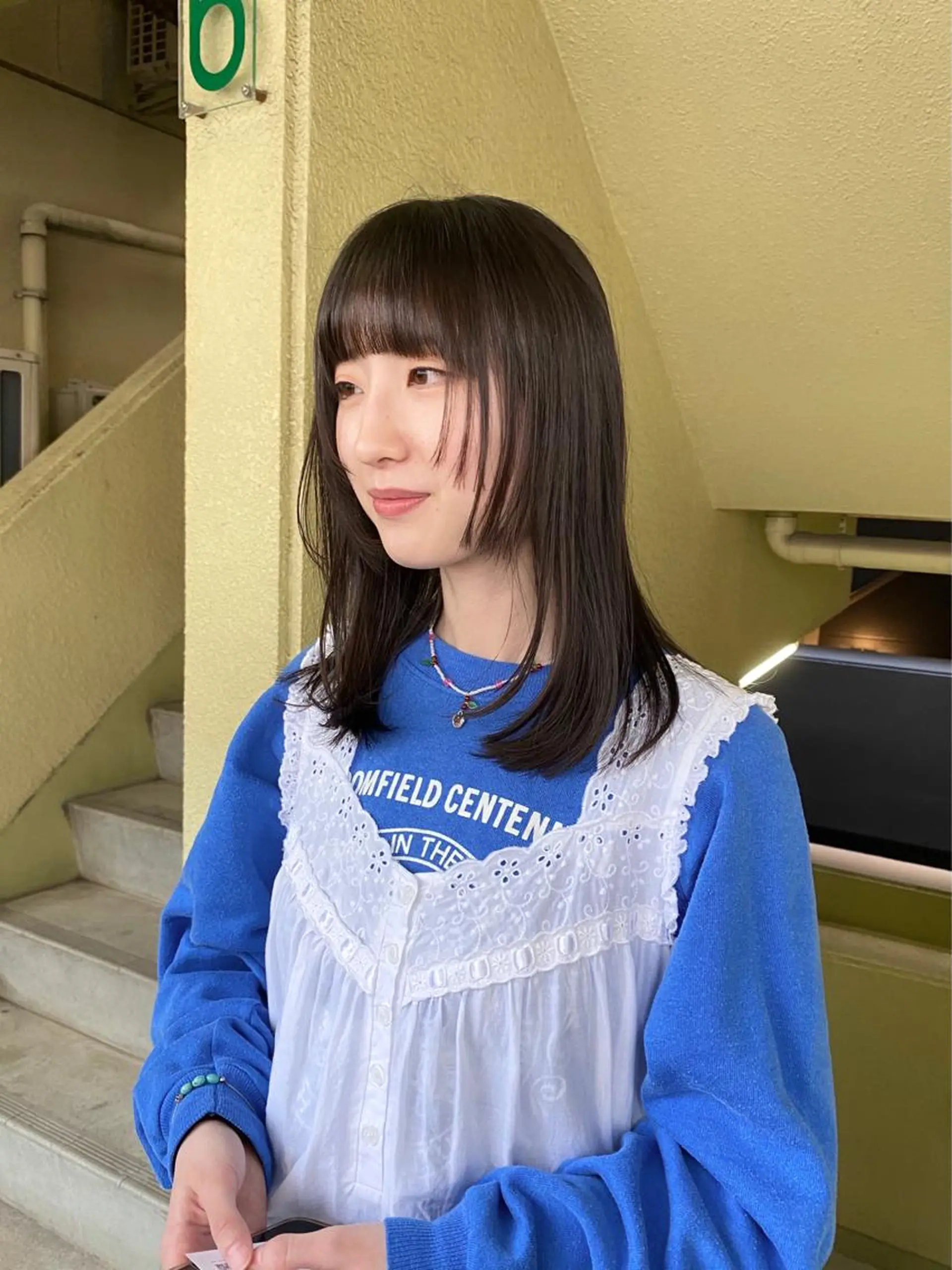 セミロング カラー レイヤーカット/栄/ 顔周り/キトウモエノのヘアスタイル