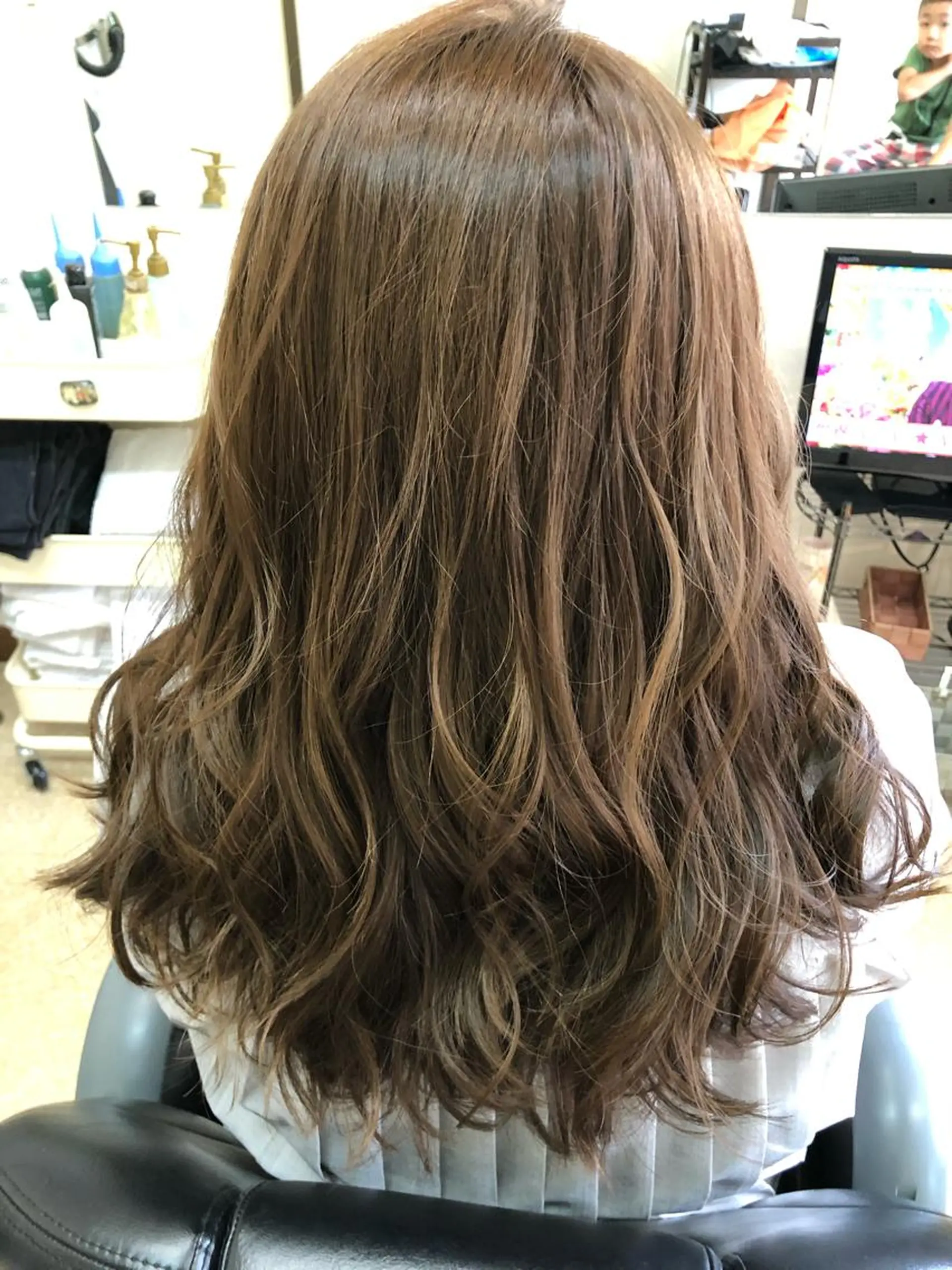 ロング 石塚 浩のヘアスタイル