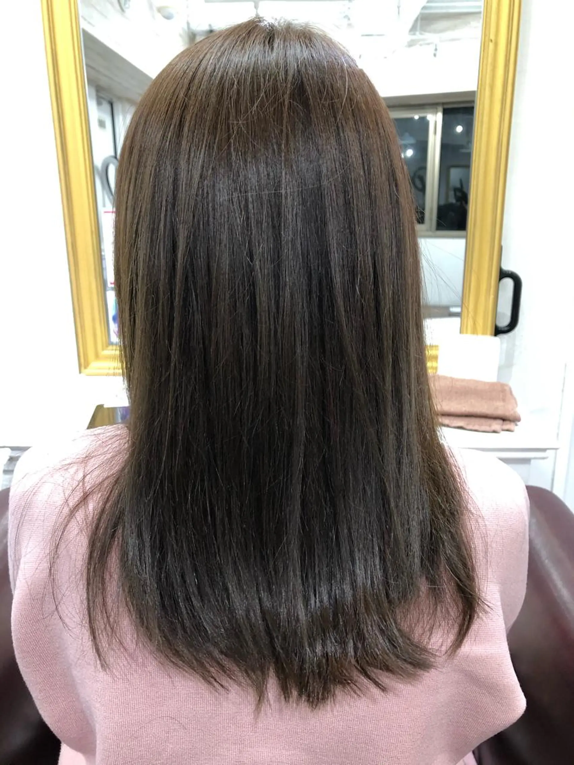 セミロング カラー アッシュ ベージュカラー 透明感カラー イルミナカラー レイヤー×髪質改善✨ 渋谷/佐藤侑哉のヘアスタイル