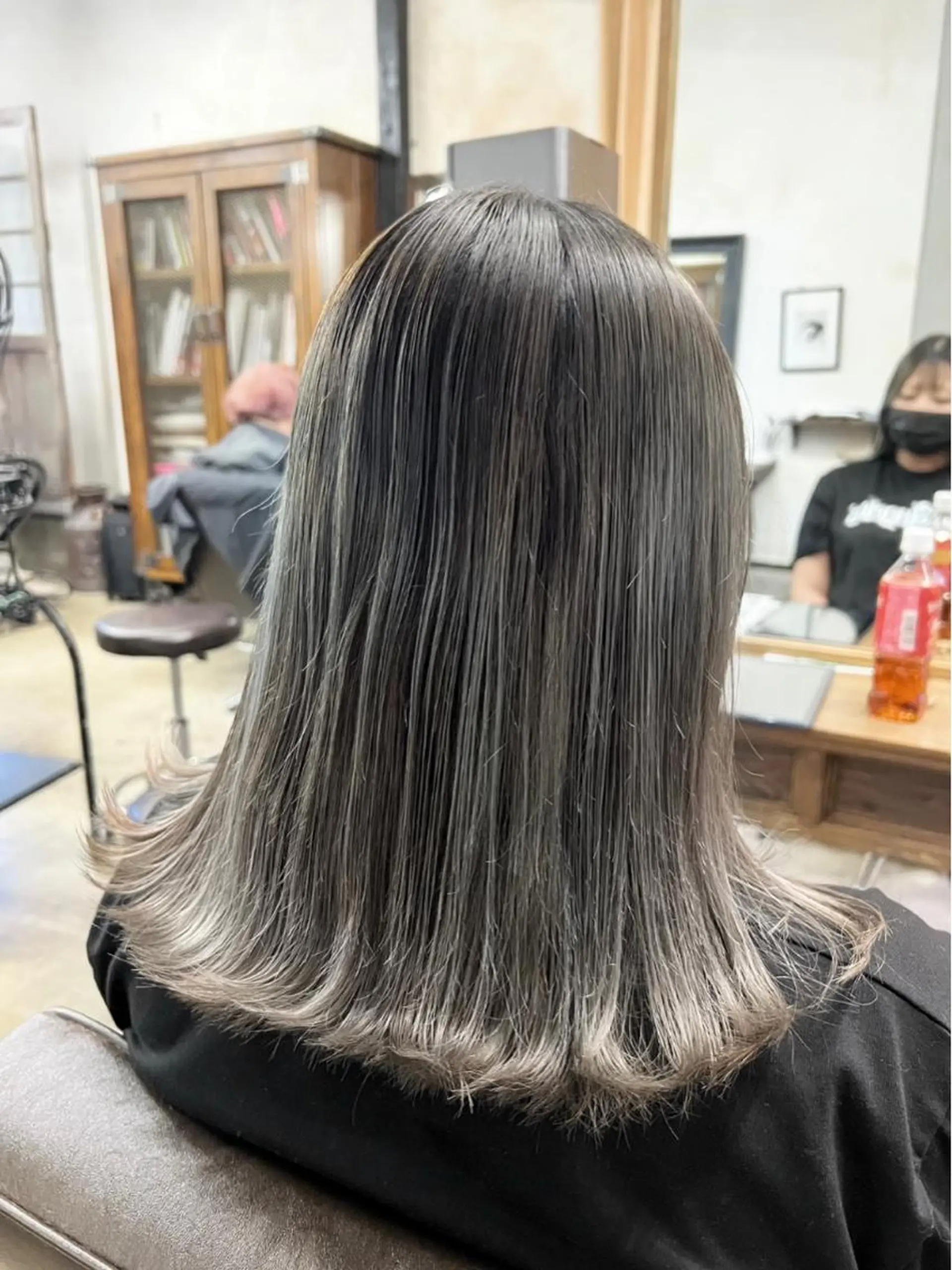 セミロング 🩵小野 えりか🩷のヘアスタイル