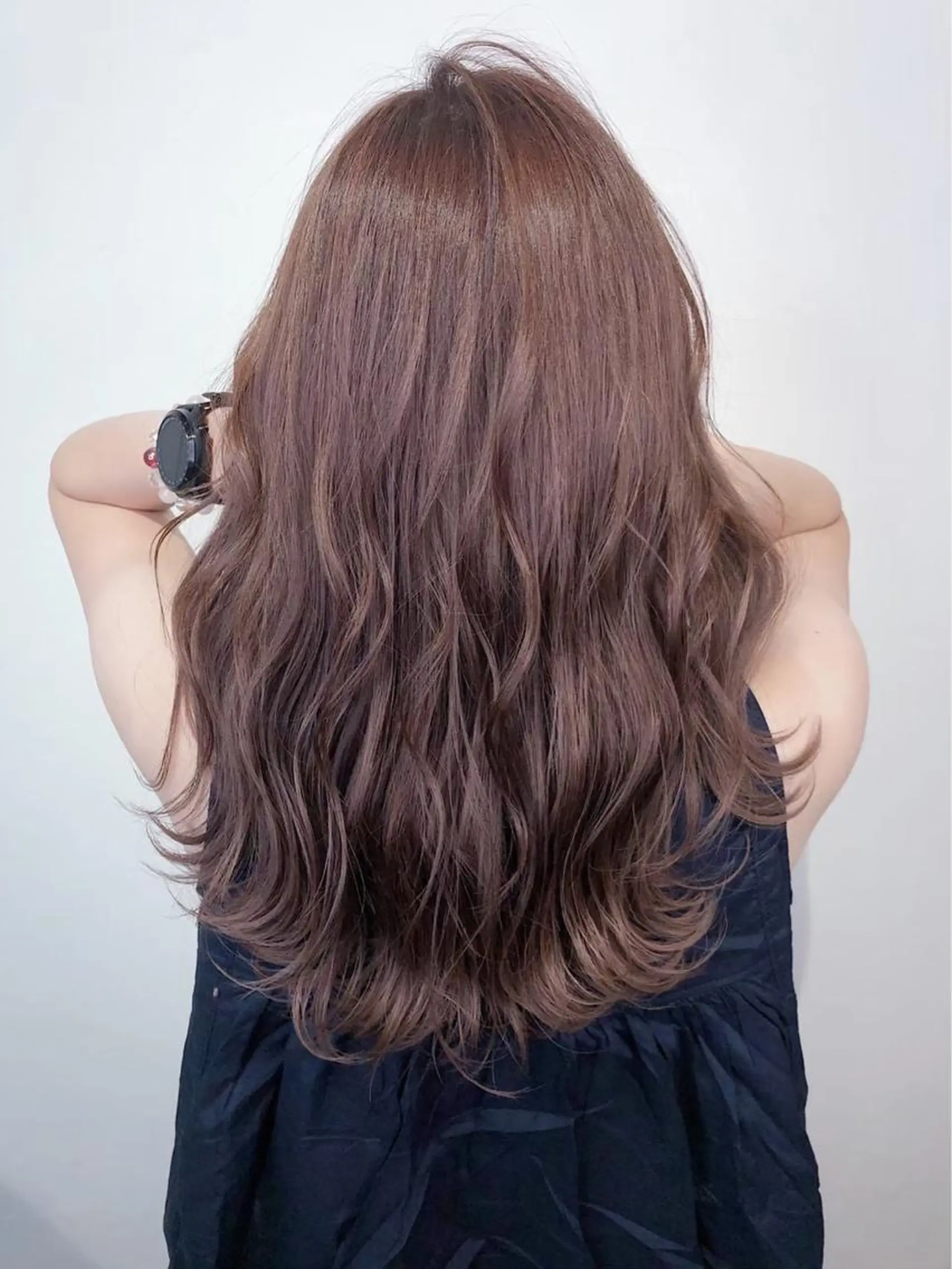 セミロング カラー ヘアカラー トリートメント _WHITE 高槻のヘアスタイル