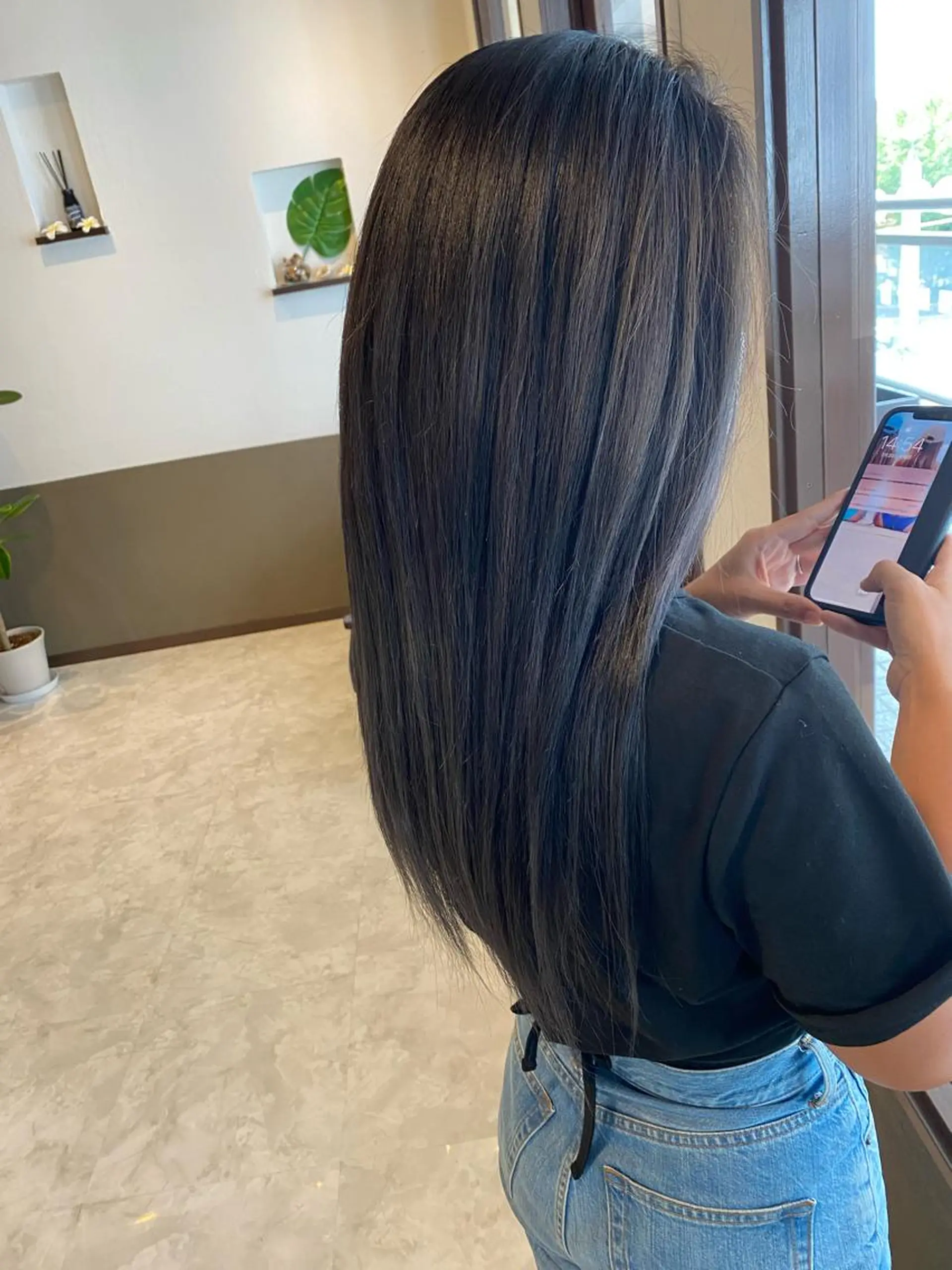 セミロング カラー 坂井田 浩樹のヘアスタイル