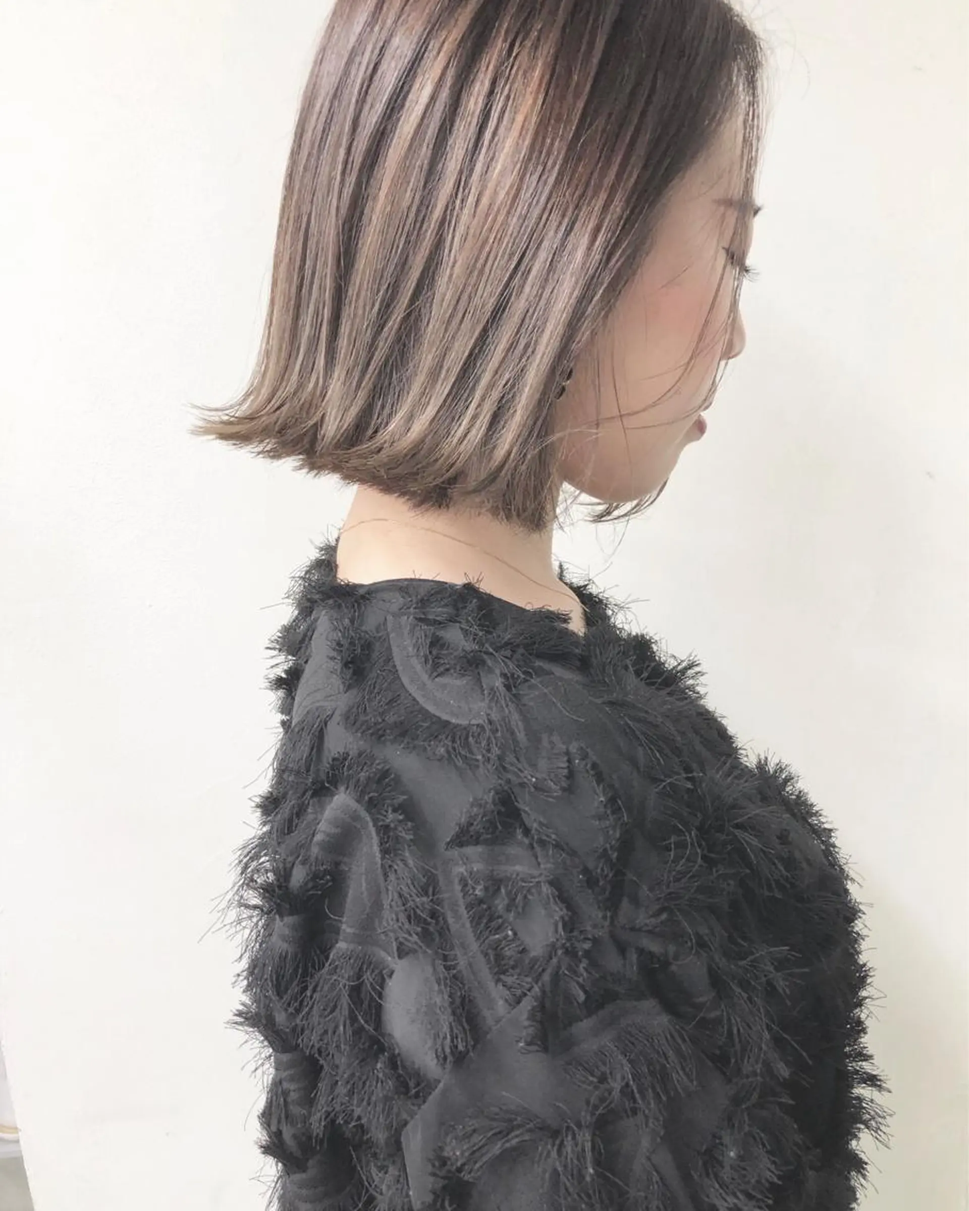 ミディアム アッシュ ハイライト ヘアカラー トリートメント 小澤大輔 YOLO hairのヘアスタイル