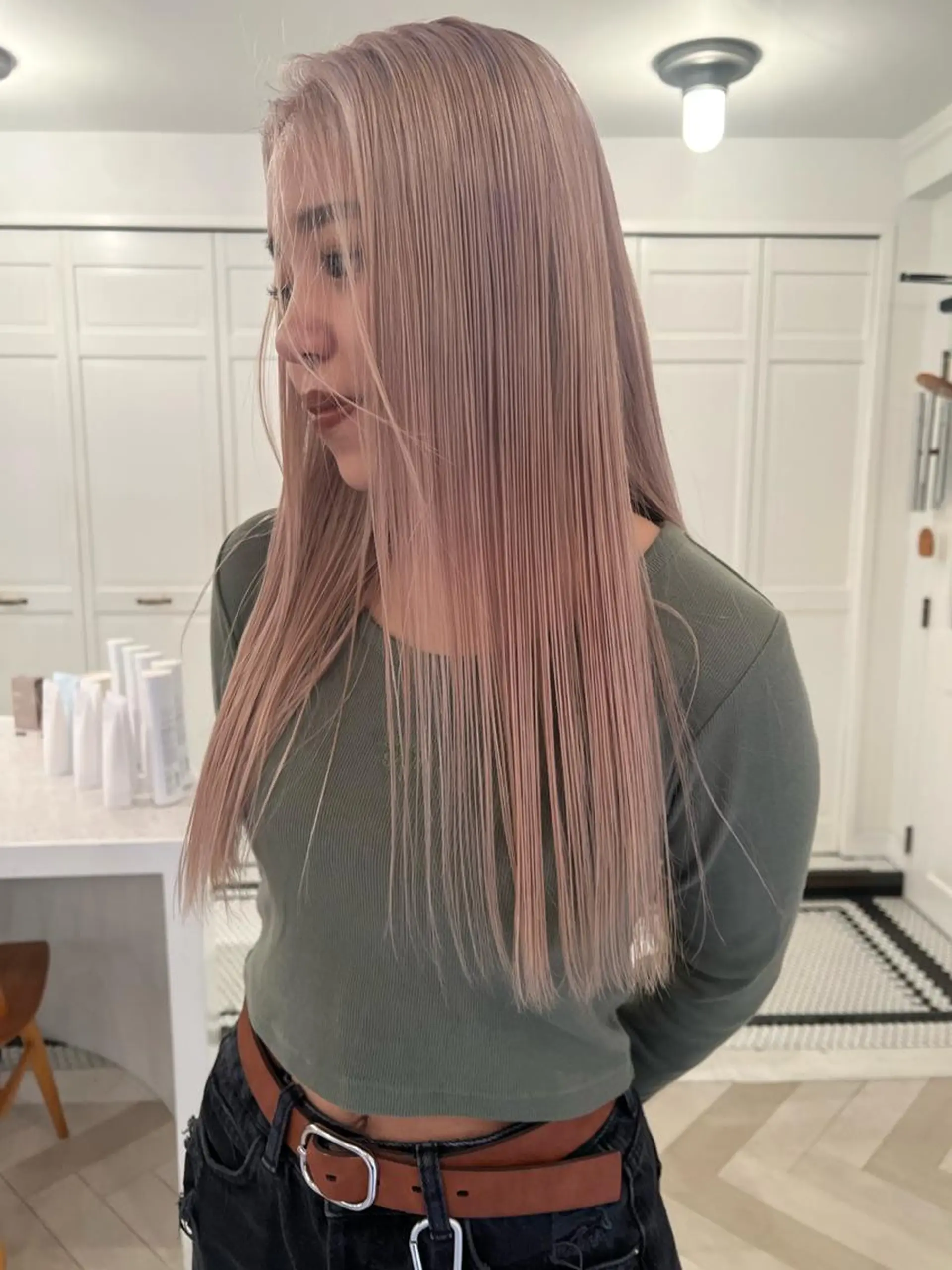 ロング カラー ヘアカラー ブリーチカラー🎀 韓国風/寺門美優のヘアスタイル