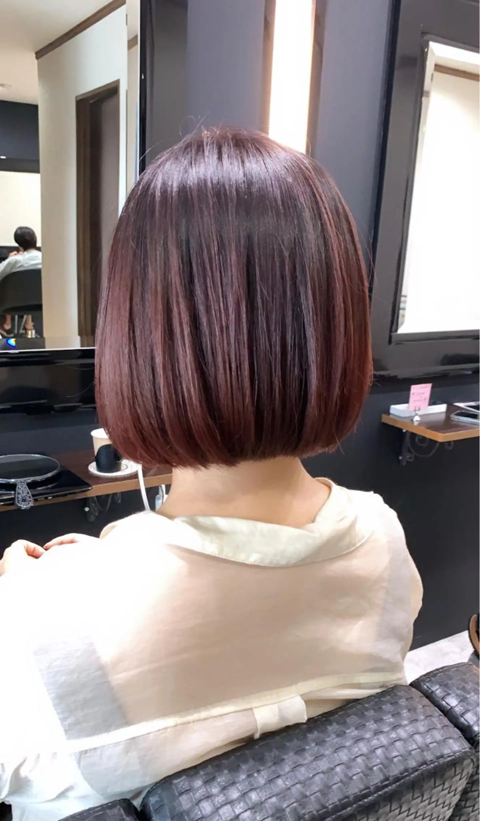 ショート カラー ピンクカラー ボブ 平山 達也のヘアスタイル