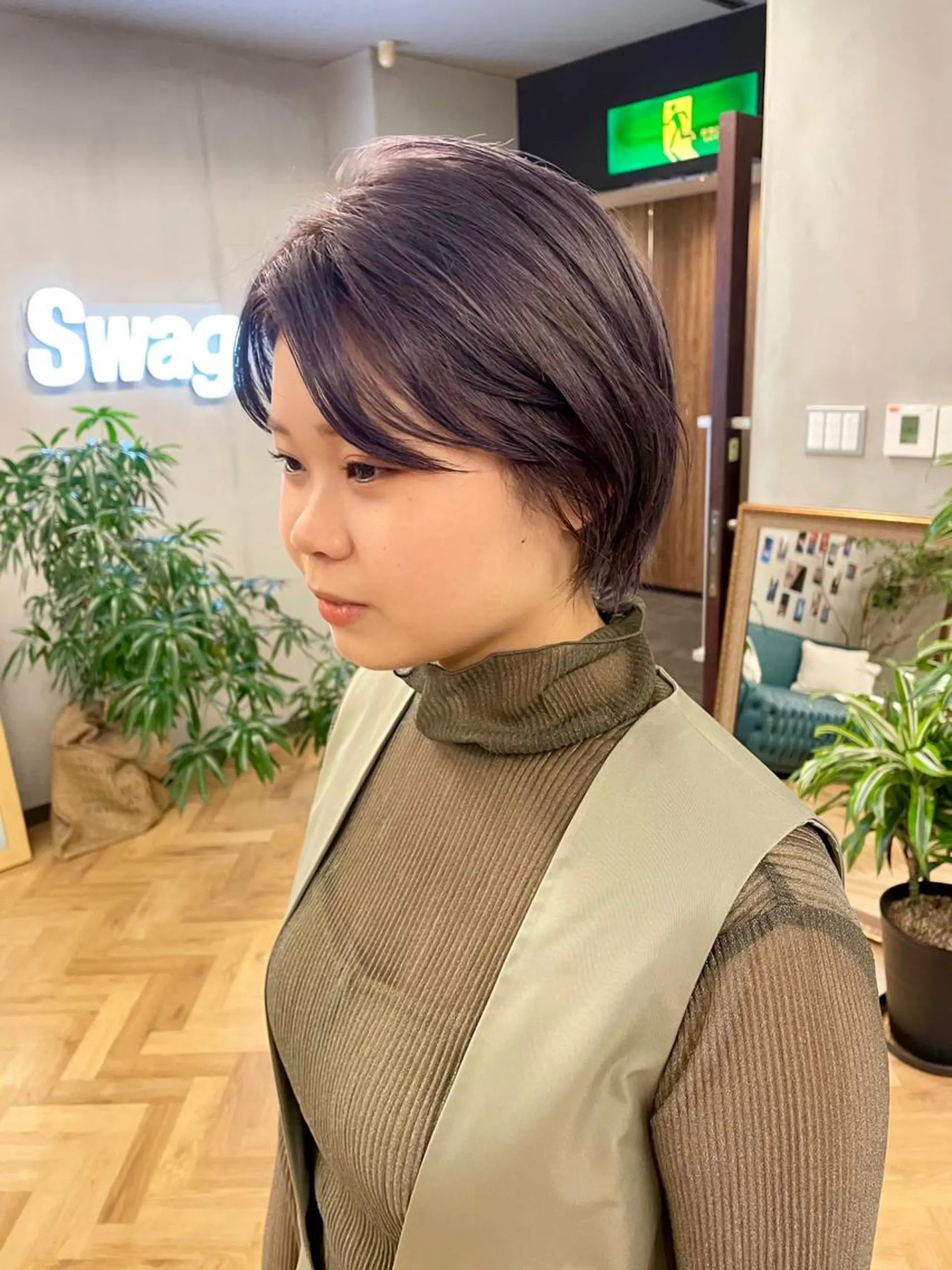 ショート カラー ブリーチ パープルカラー カット ヘアカラー トリートメント tatsumi/ボブ ウルフ/レイヤーのヘアスタイル