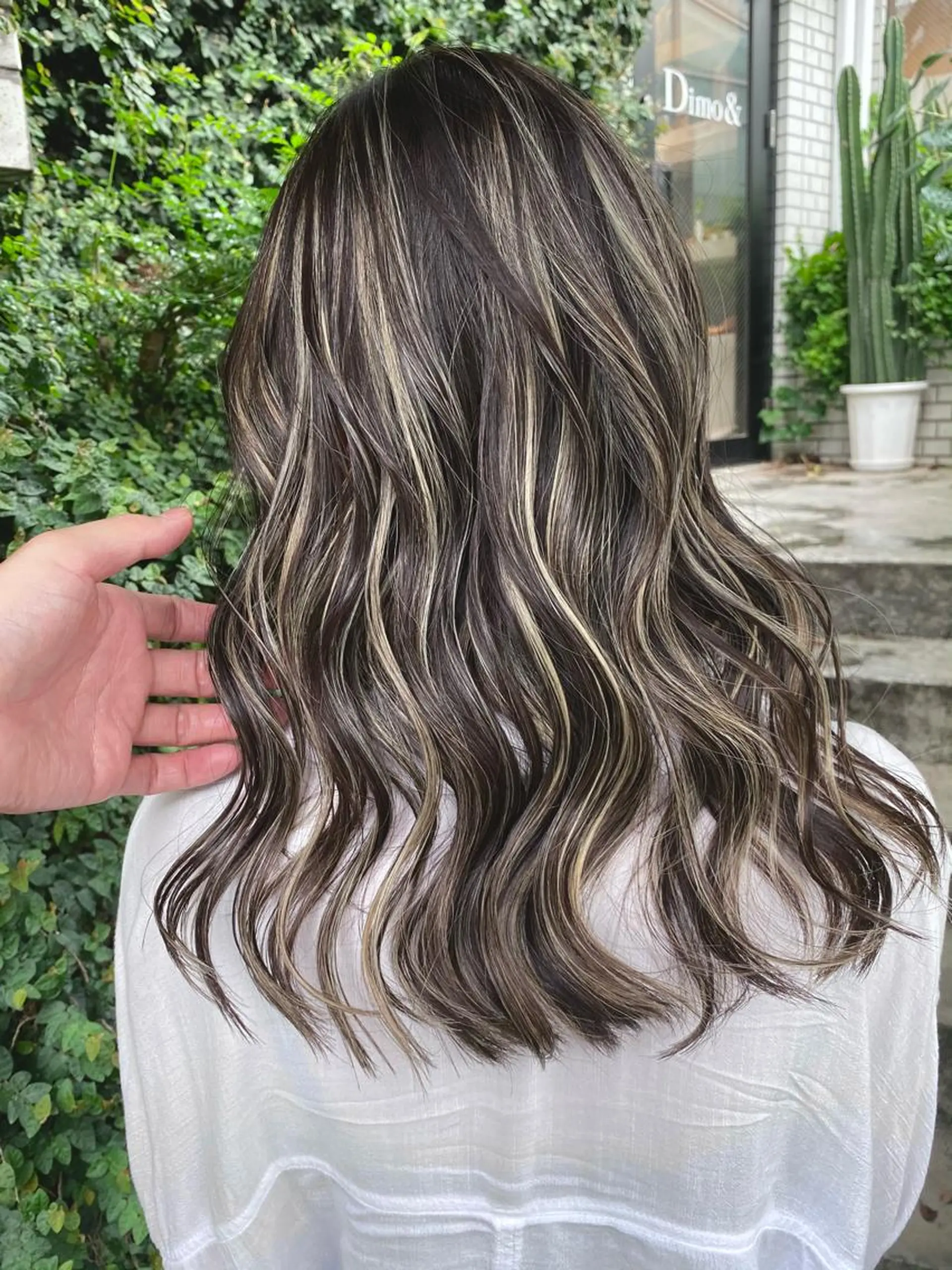 ロング salowin 原宿 aroa所属・韓国／ハッシュカット ／透明感カラー／金野のヘアスタイル