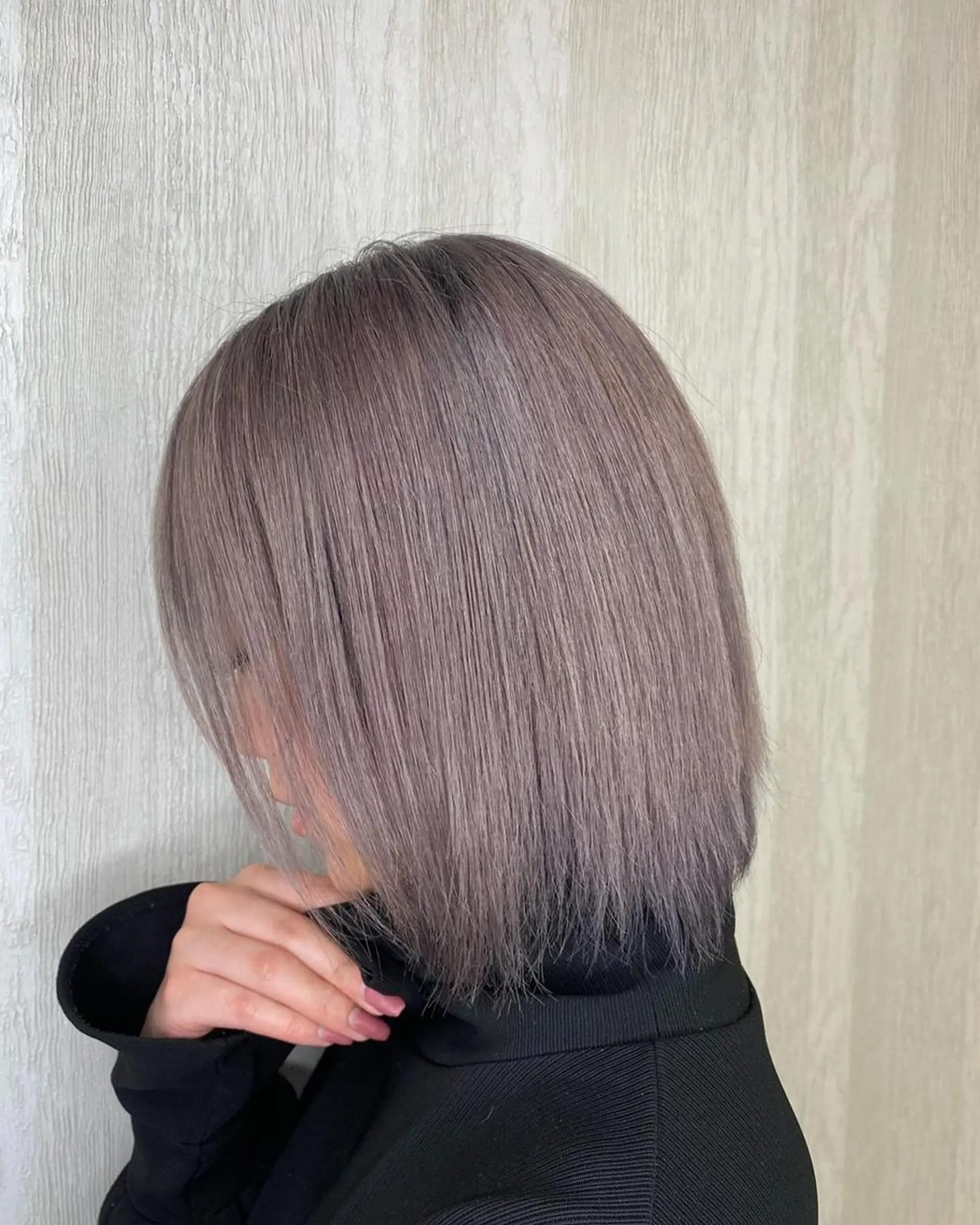 ロング カラー アッシュ グレージュ シルバー UNDER vr 【アンダーバー】のヘアスタイル