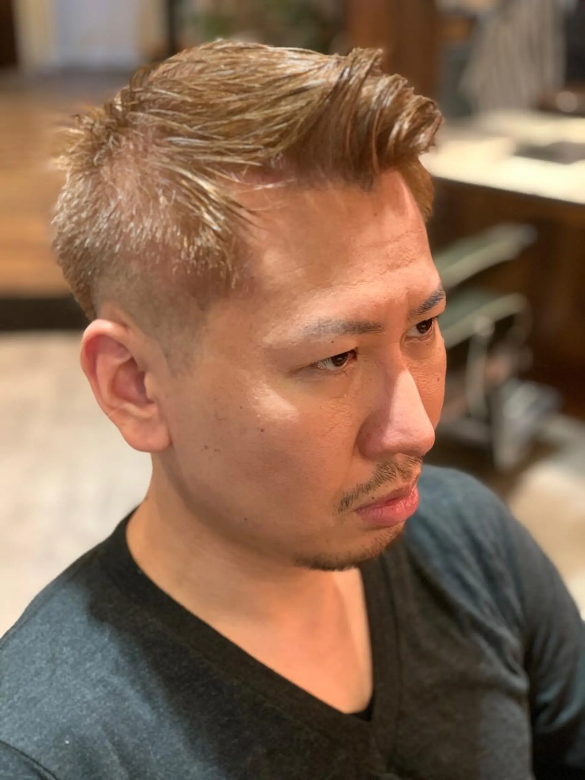 ショート カラー メンズ カット ヘアカラー トリートメント 🎱メンズフェード 特化HYOGA🎱のヘアスタイル