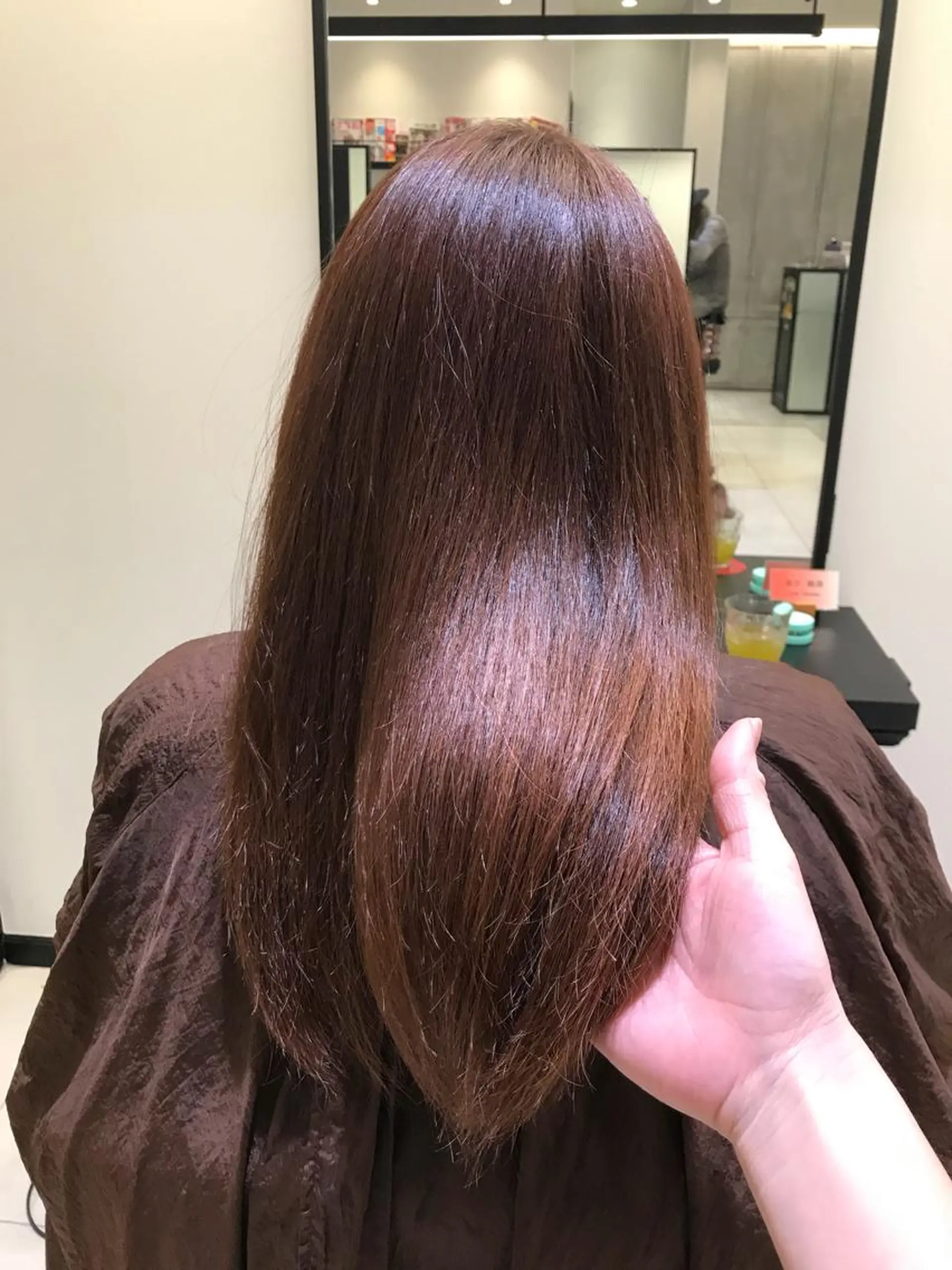 セミロング カラー ブラウンカラー ナチュラルブラウン Renatus店長 金子裕美のヘアスタイル